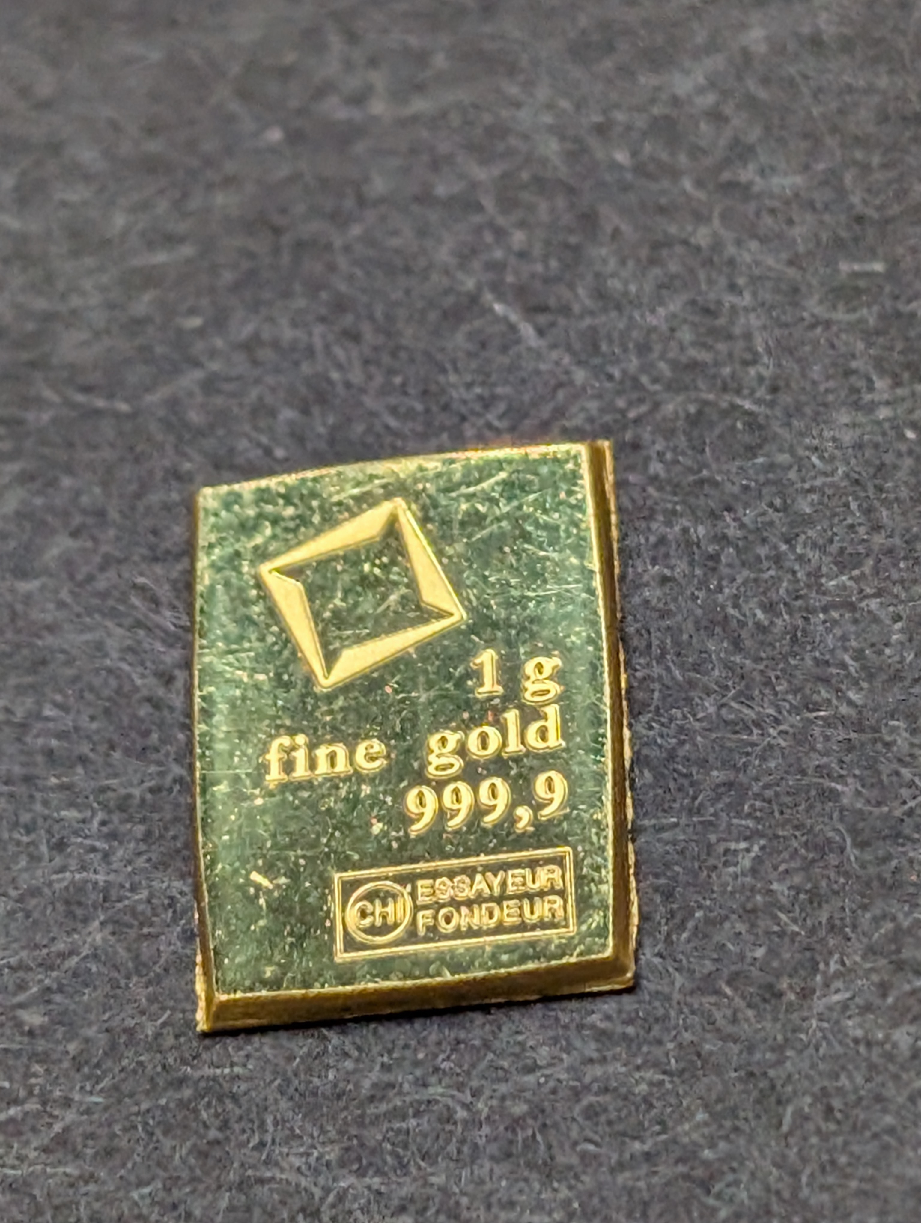 1 Gram .9999 FINE GOLD Miniature Bullion Bar, (Penny is for Size Comparison)
