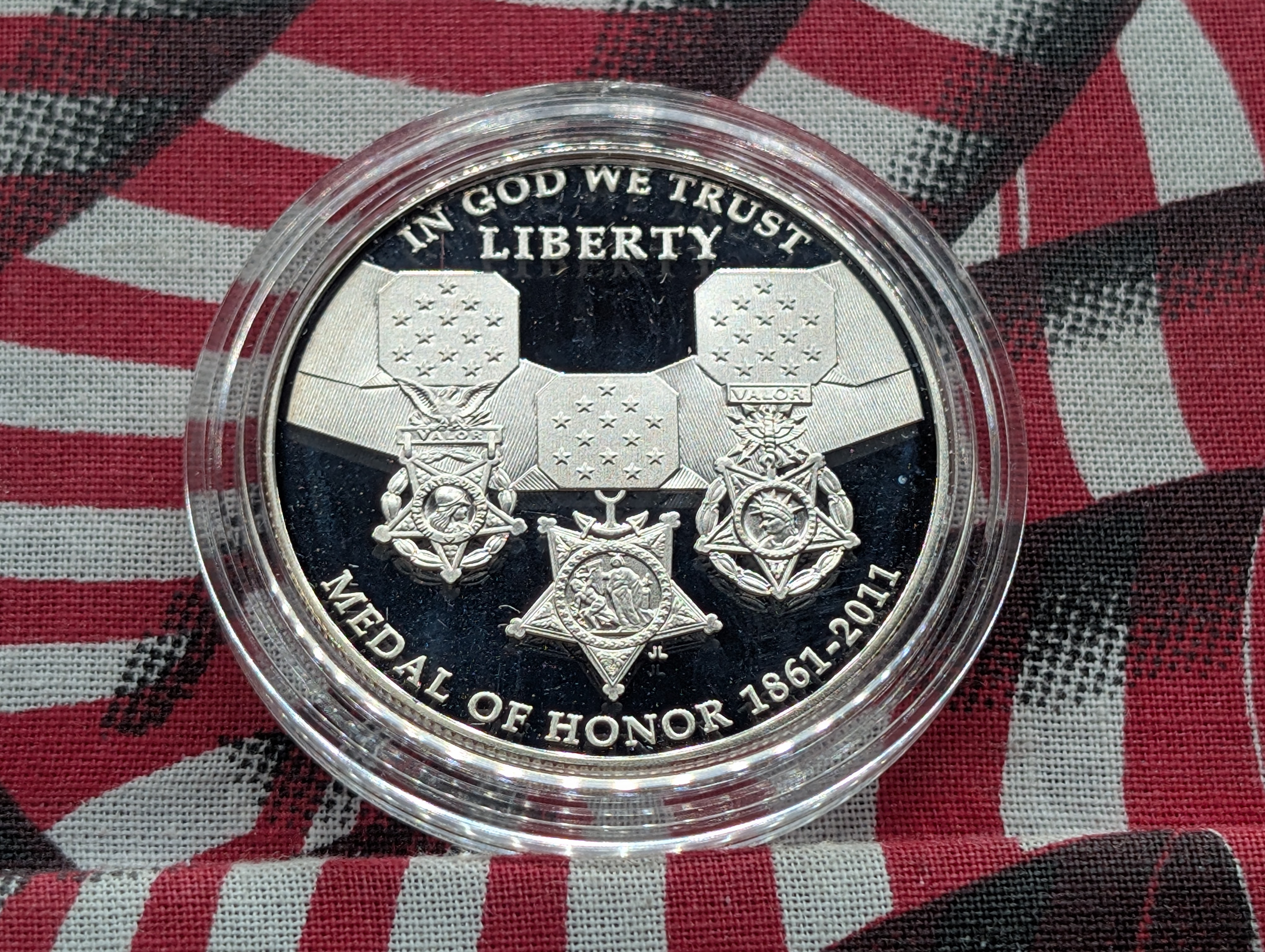 2011-P PROOF Medal of Honor Commemorative Silver Dollar in Government Capsule