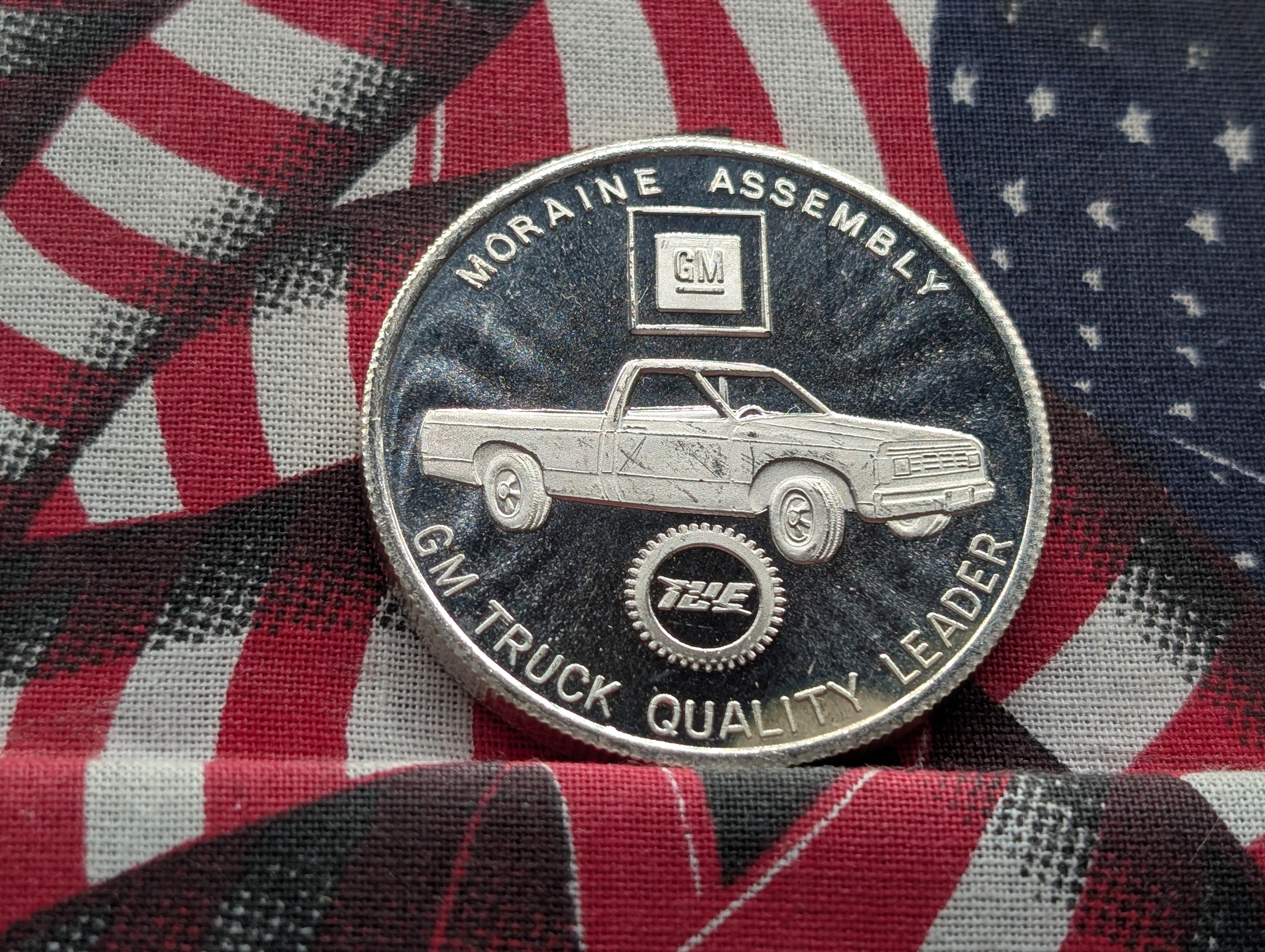 1 Troy Oz. .999 FINE SILVER GM Truck & Assembly Designed Round