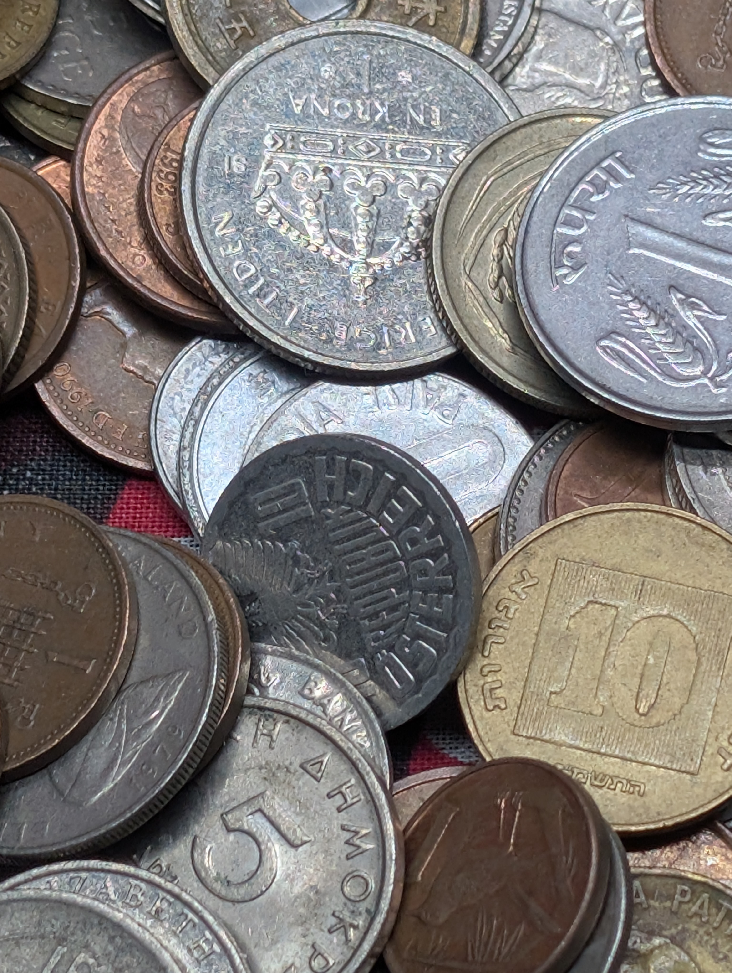 1.8 Lbs. of Various Vintage & Modern World Coins