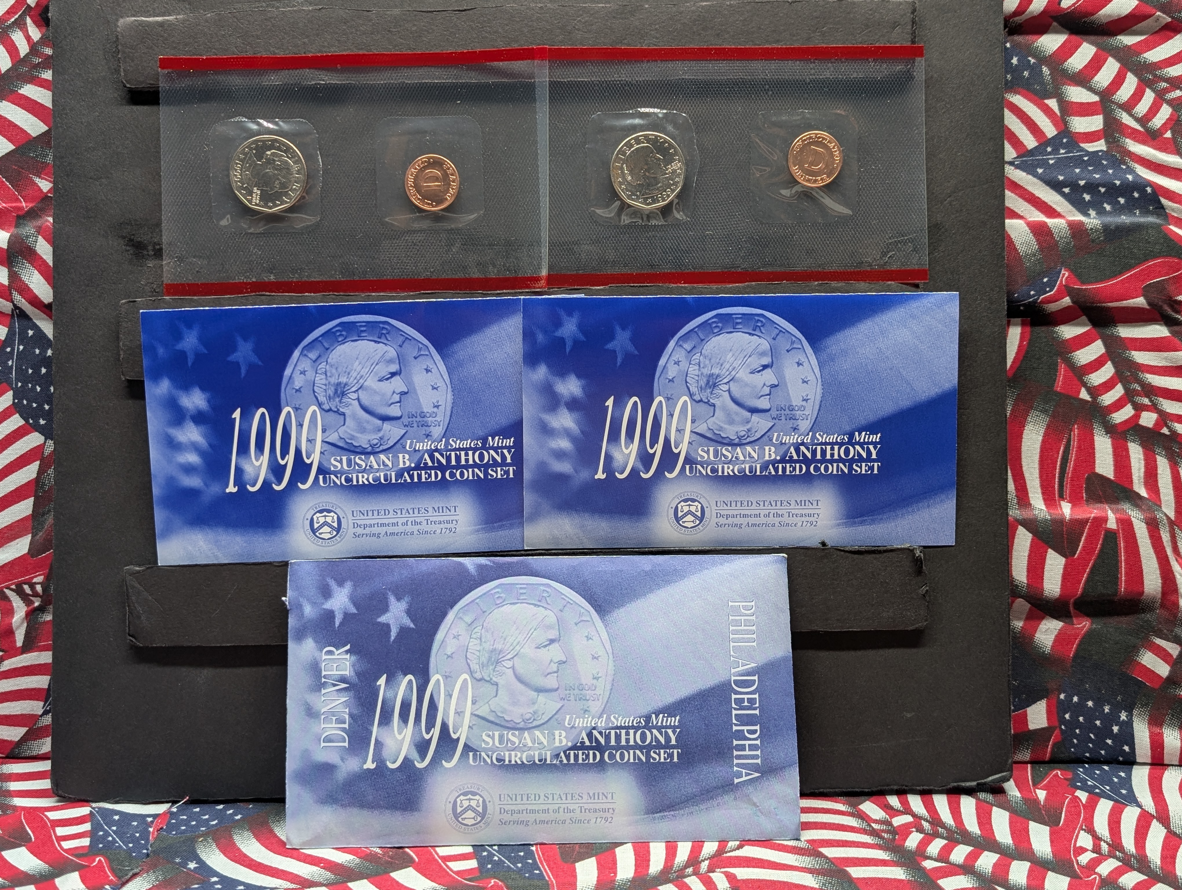 1999-P&D U.S. Mint Susan B. Anthony Uncirculated Dollar Set in OGP w/ COA