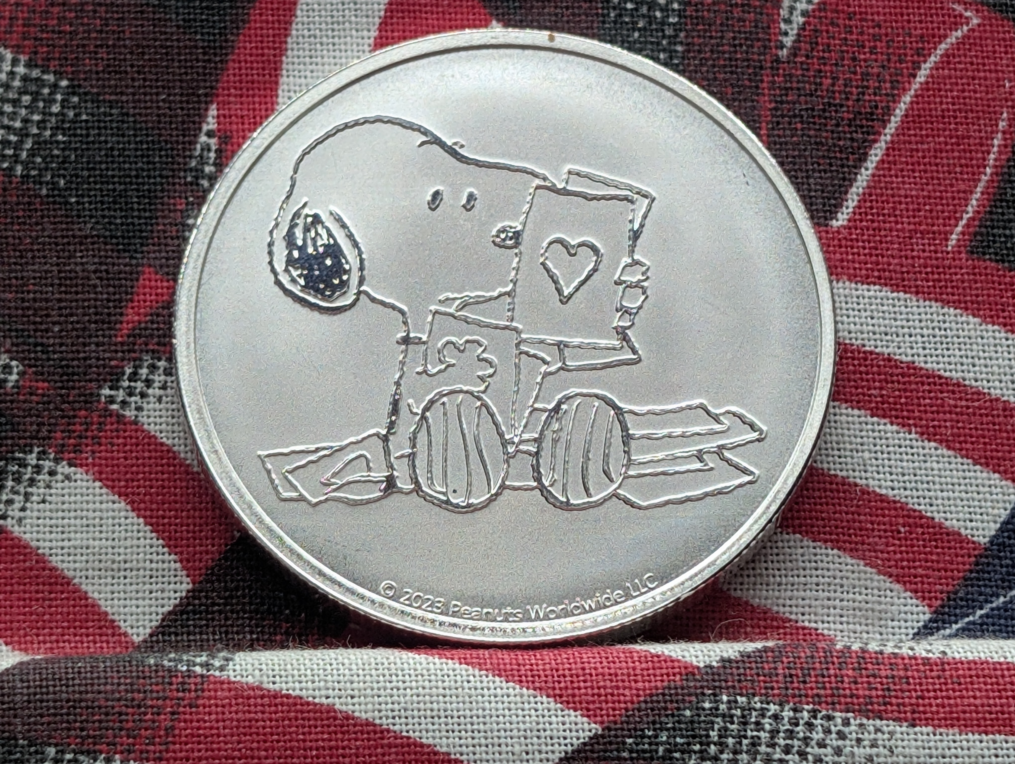 1 Oz. .999 FINE SILVER Peanuts - Snoopy's Love Letter Designed Round