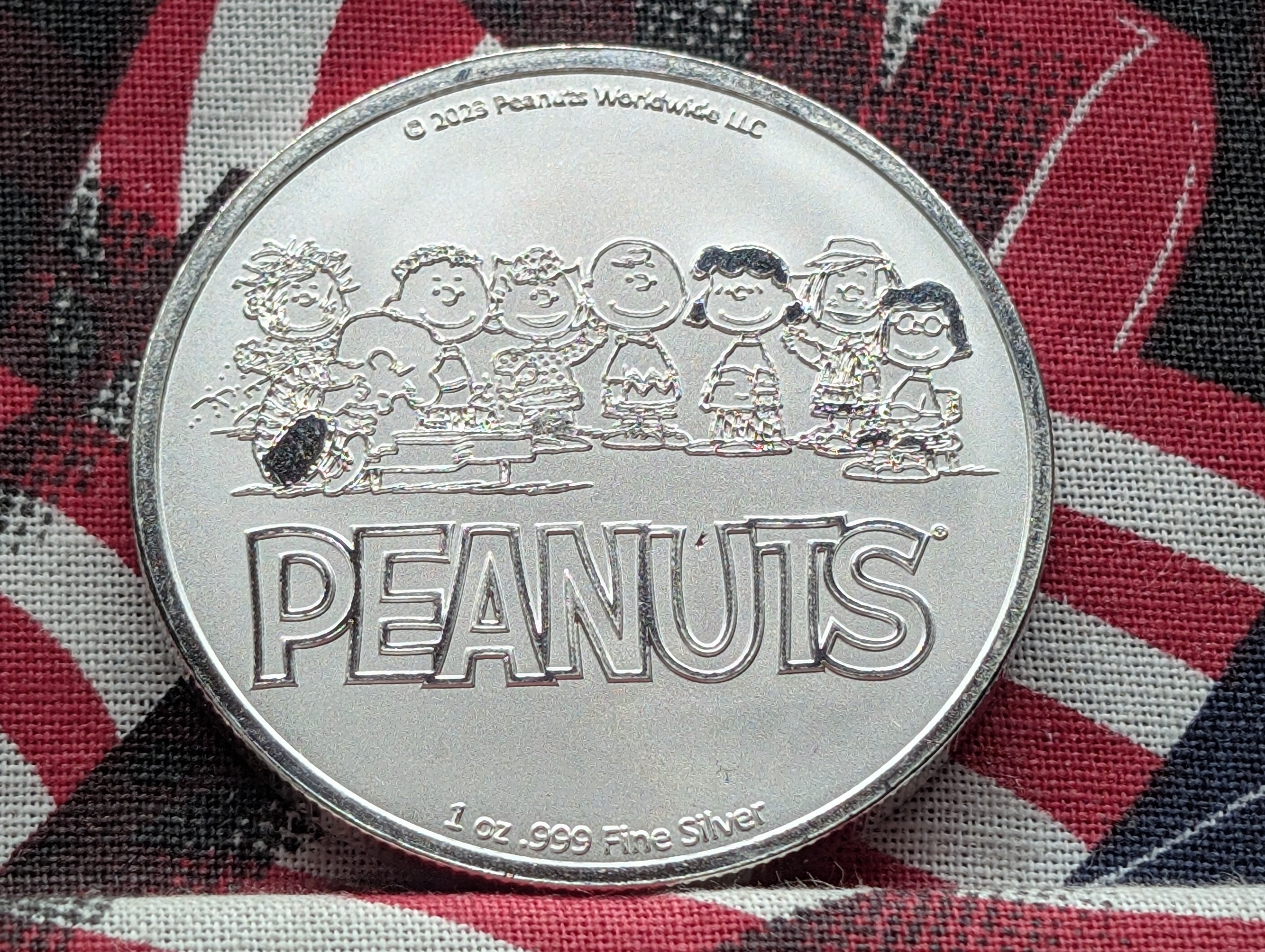 1 Oz. .999 FINE SILVER Peanuts - Snoopy's Love Letter Designed Round