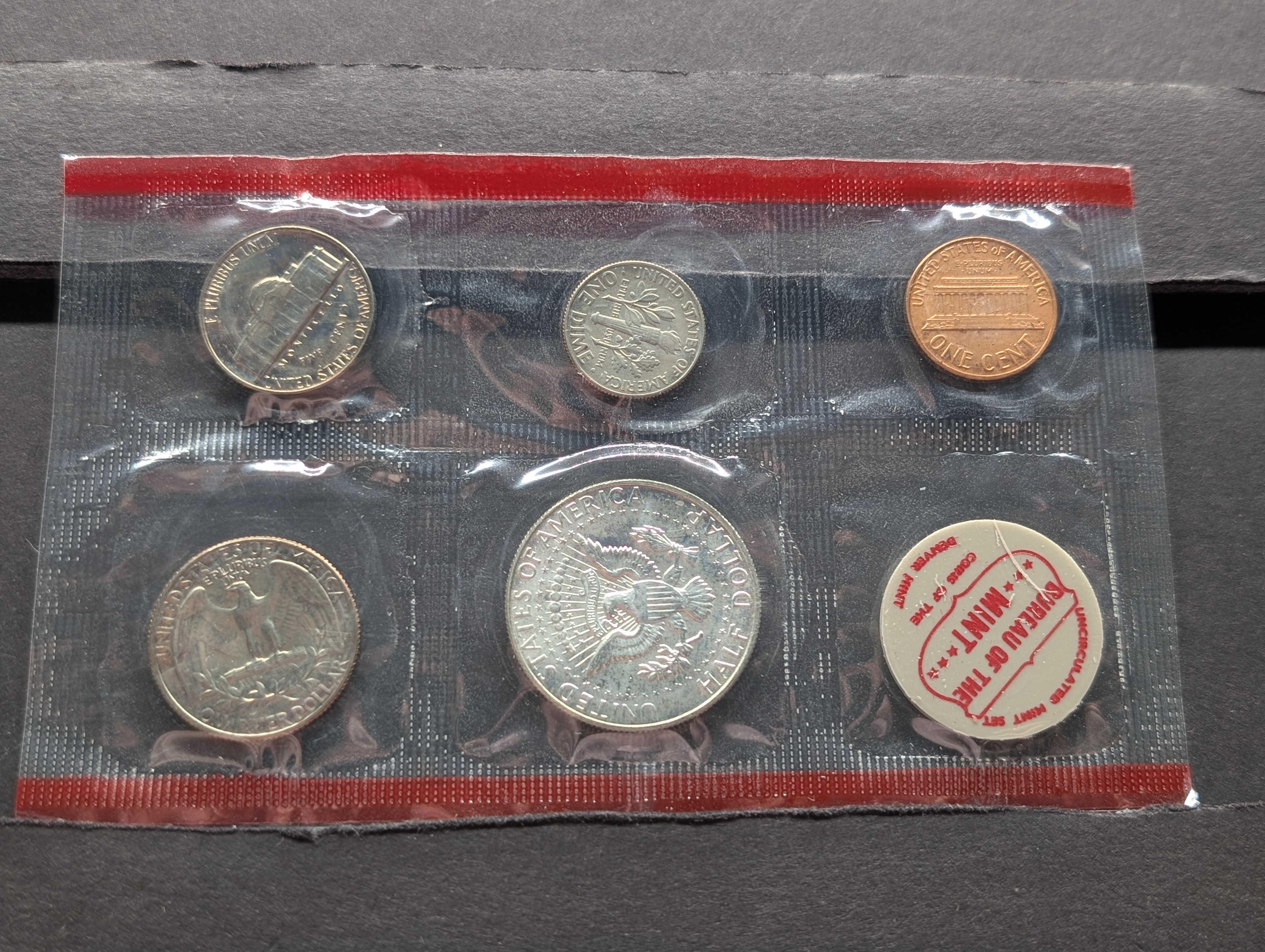 1968-P&D Unc. Mint Set, 40% Silver Kennedy Half Dollar