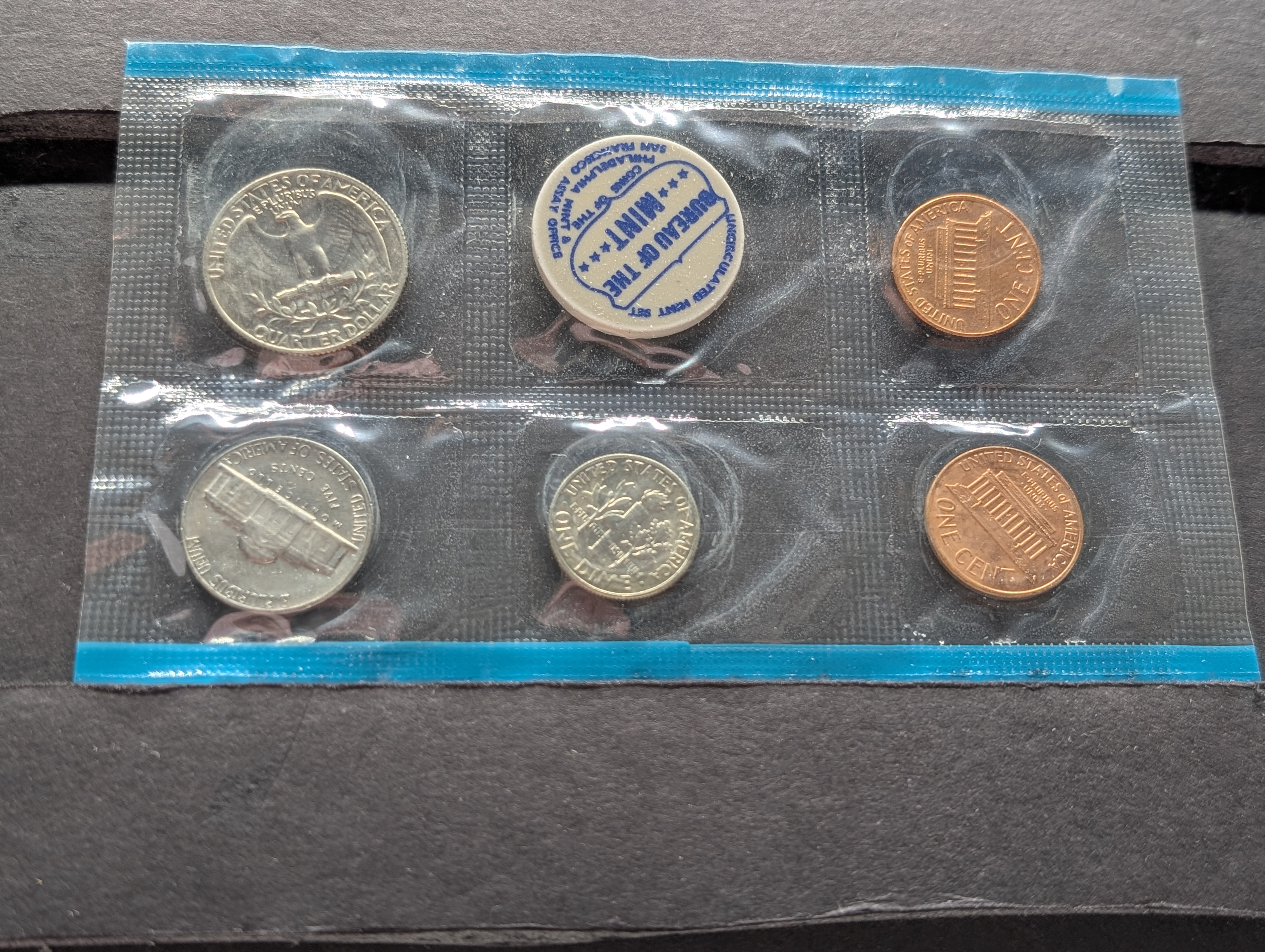 1968-P&D Unc. Mint Set, 40% Silver Kennedy Half Dollar
