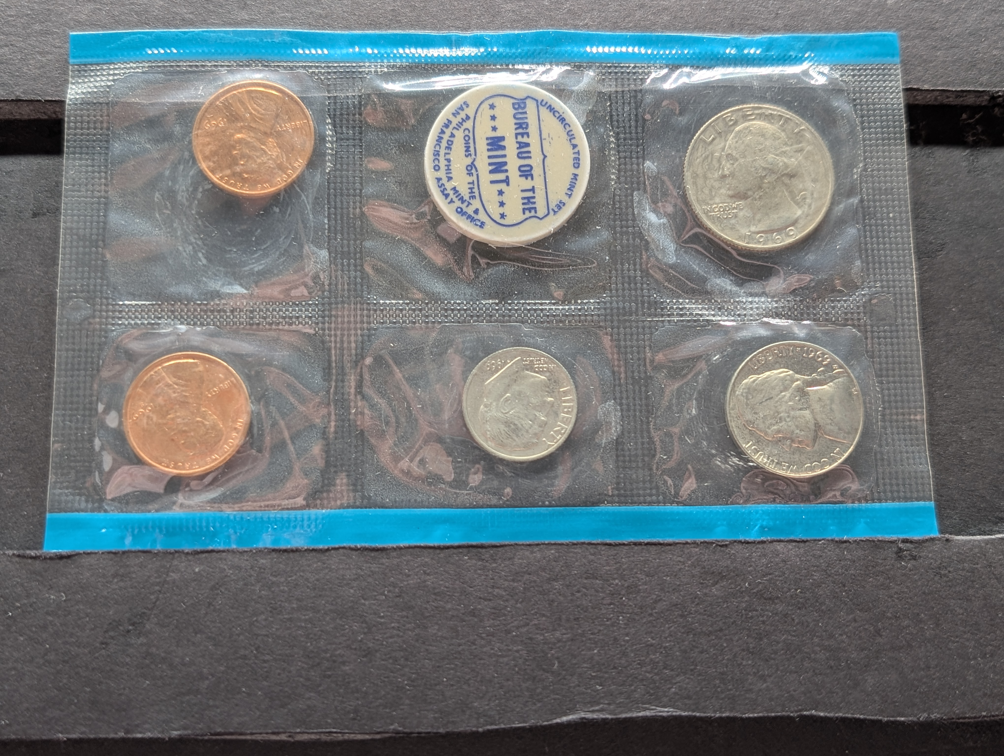 1969-P&D Unc. Mint Set, 40% Silver Kennedy Half Dollar