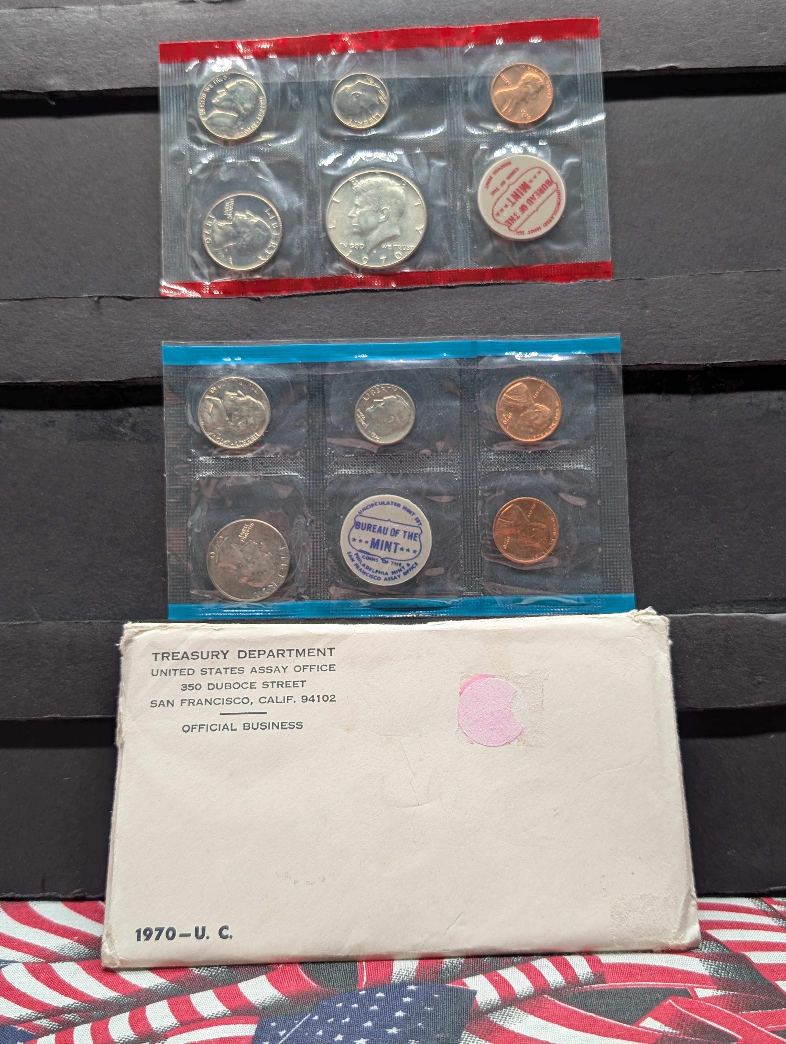 1970-P&D Unc. Mint Set, 40% Silver Kennedy Half Dollar