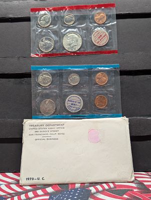 1970-P&D Unc. Mint Set, 40% Silver Kennedy Half Dollar. 1970-P&amp;D Unc. Mint Set, 40% Silver 