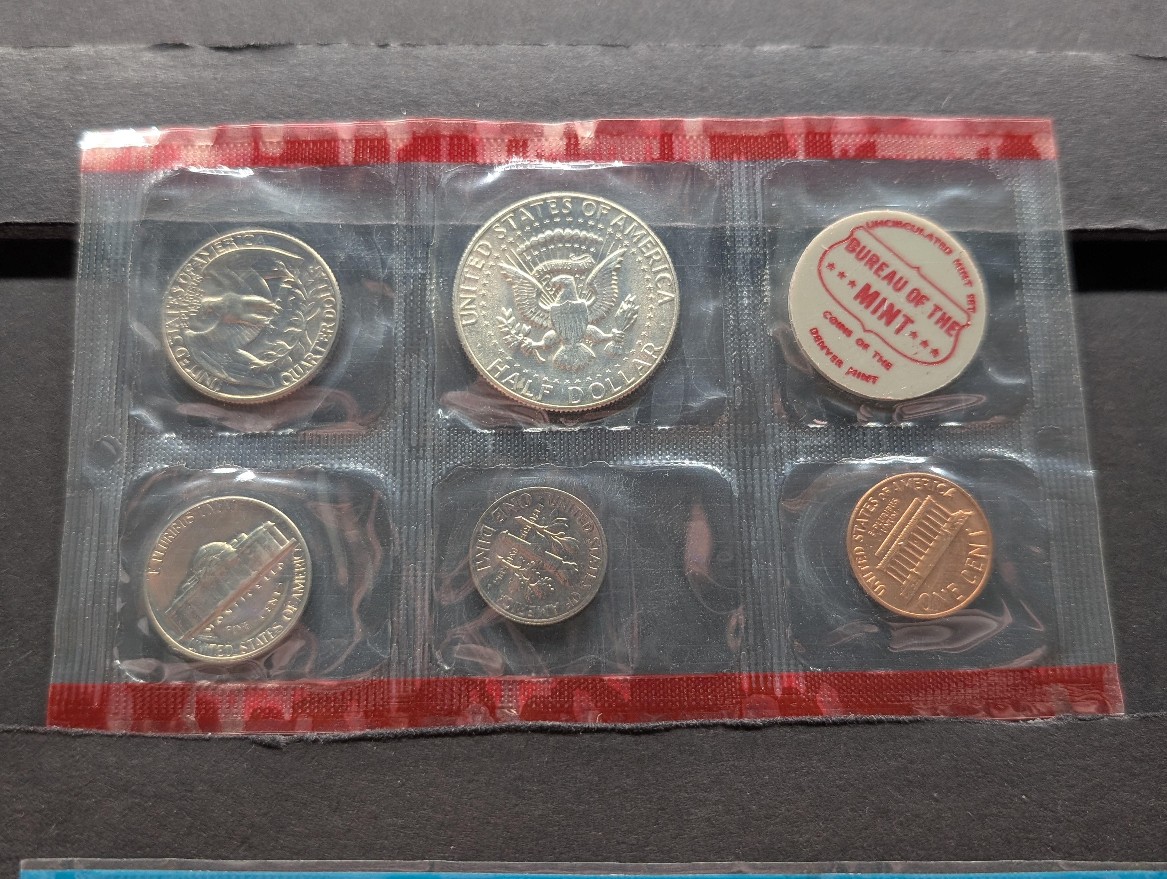 1970-P&D Unc. Mint Set, 40% Silver Kennedy Half Dollar