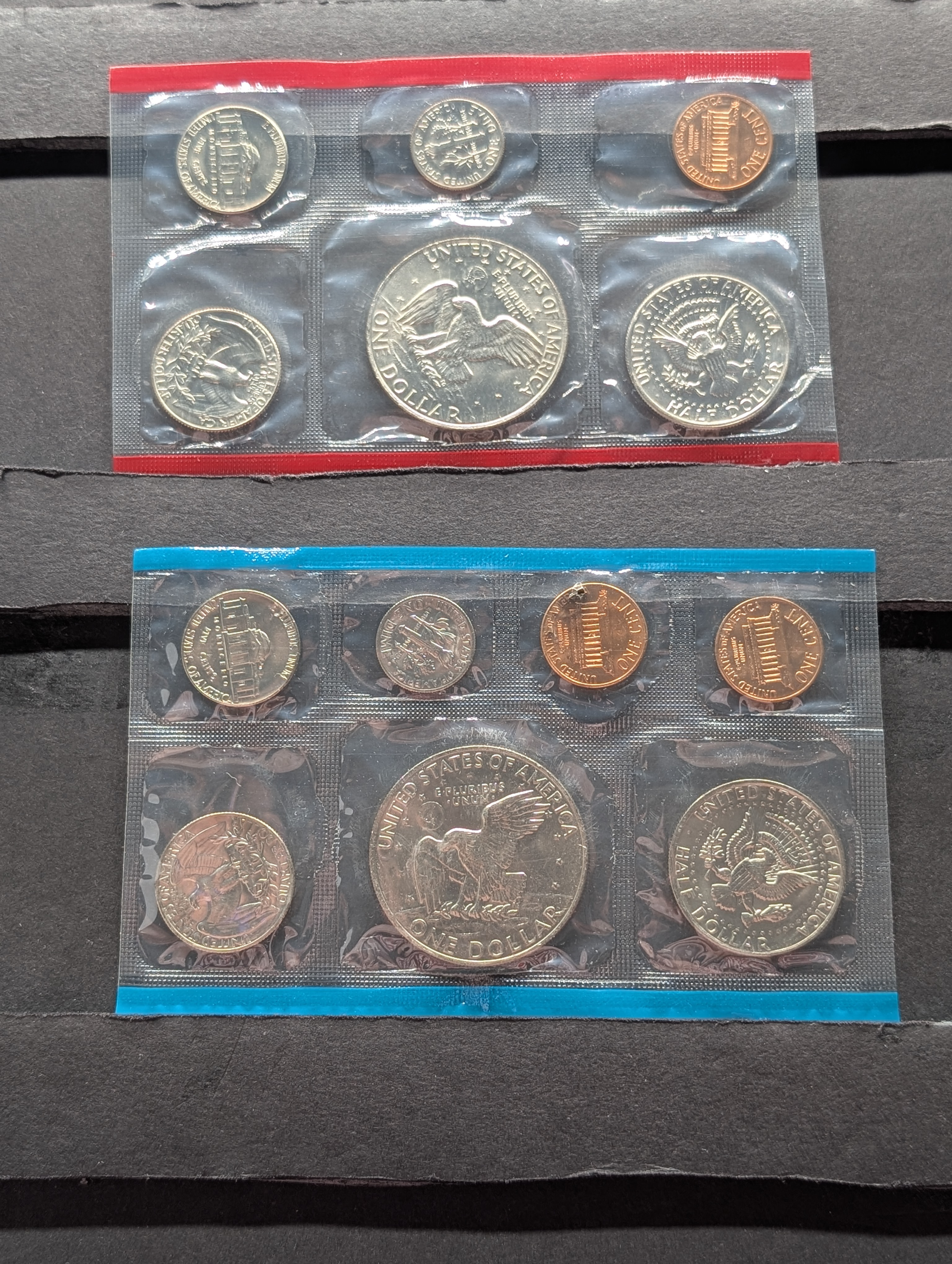1973-P&D Unc. Mint Set w/ Eisenhower Dollars and with S Mint Mark Penny