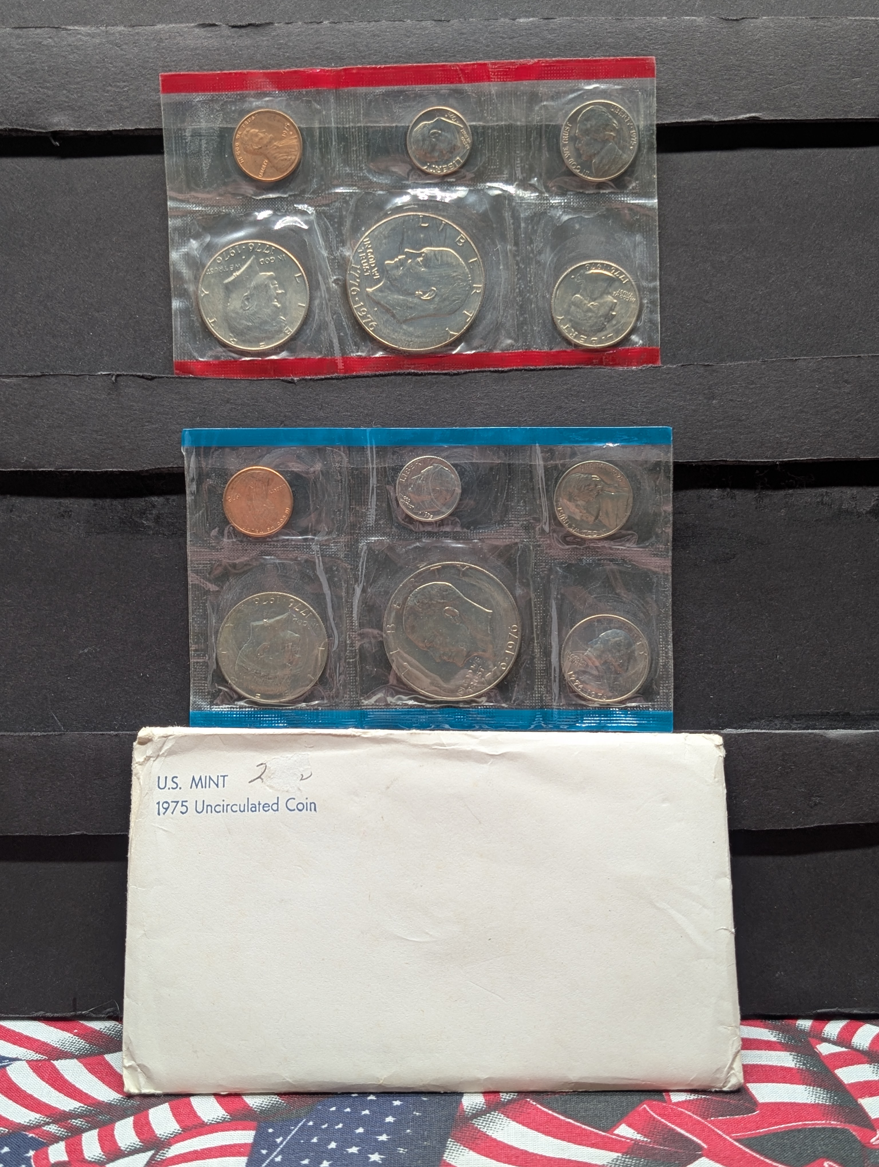 1975-P&D Unc. Mint Set, Top Row are 1976-P&D and Bottom Rows are 1975-P&D Coin Issued by U.S. Mint