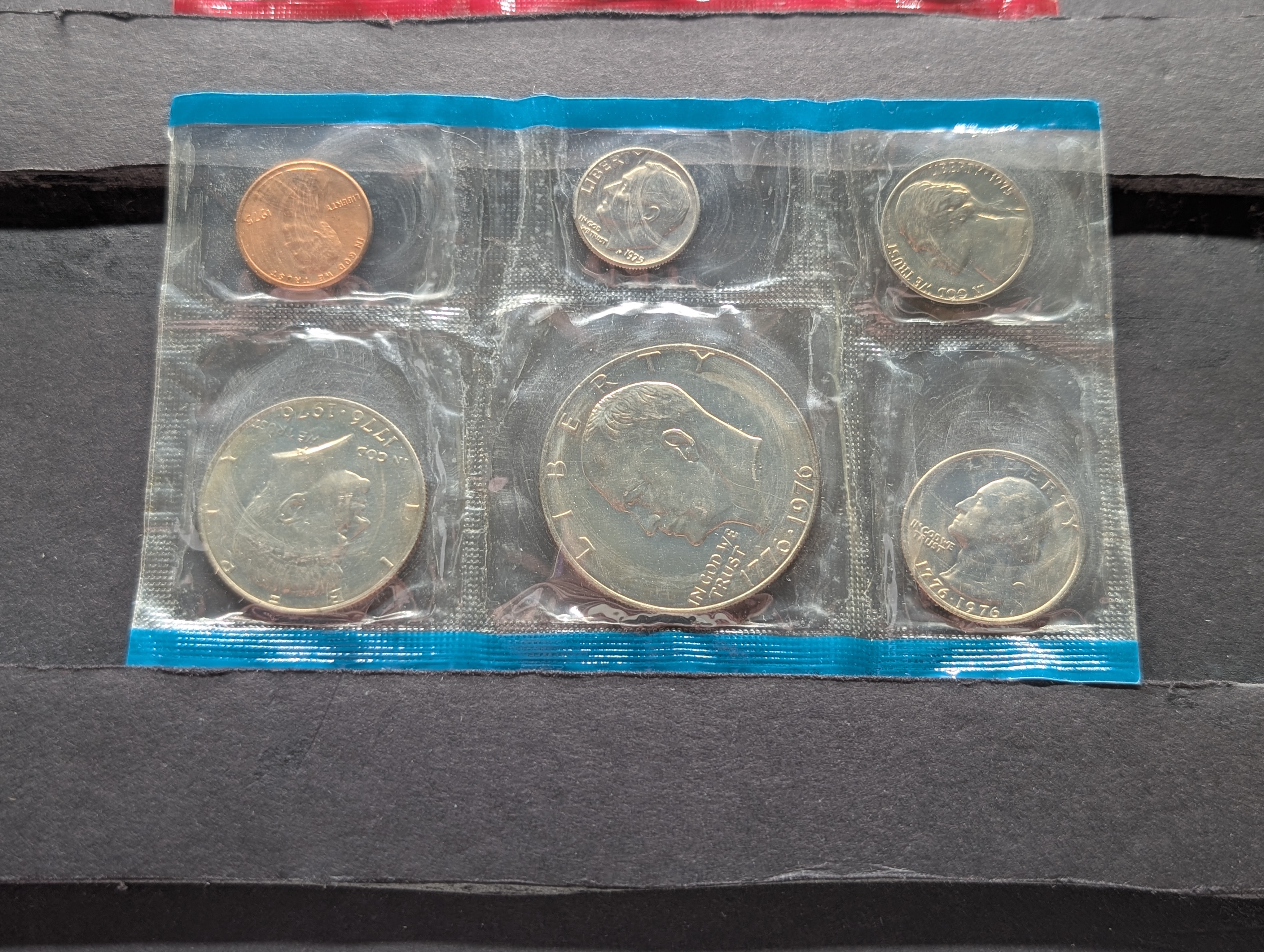 1975-P&D Unc. Mint Set, Top Row are 1976-P&D and Bottom Rows are 1975-P&D Coin Issued by U.S. Mint