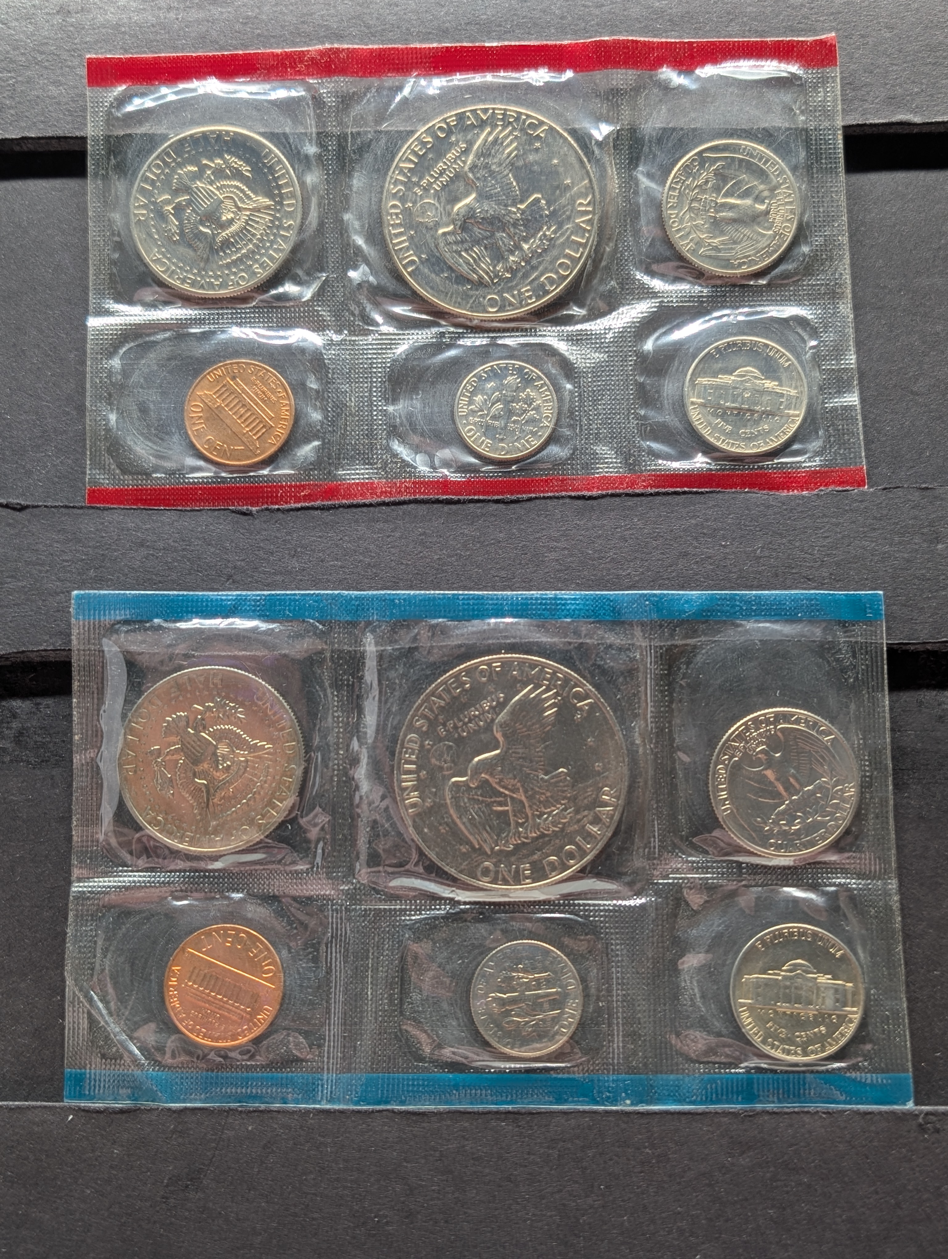 1977-P&D Unc. Mint Set with Eisenhower Dollar