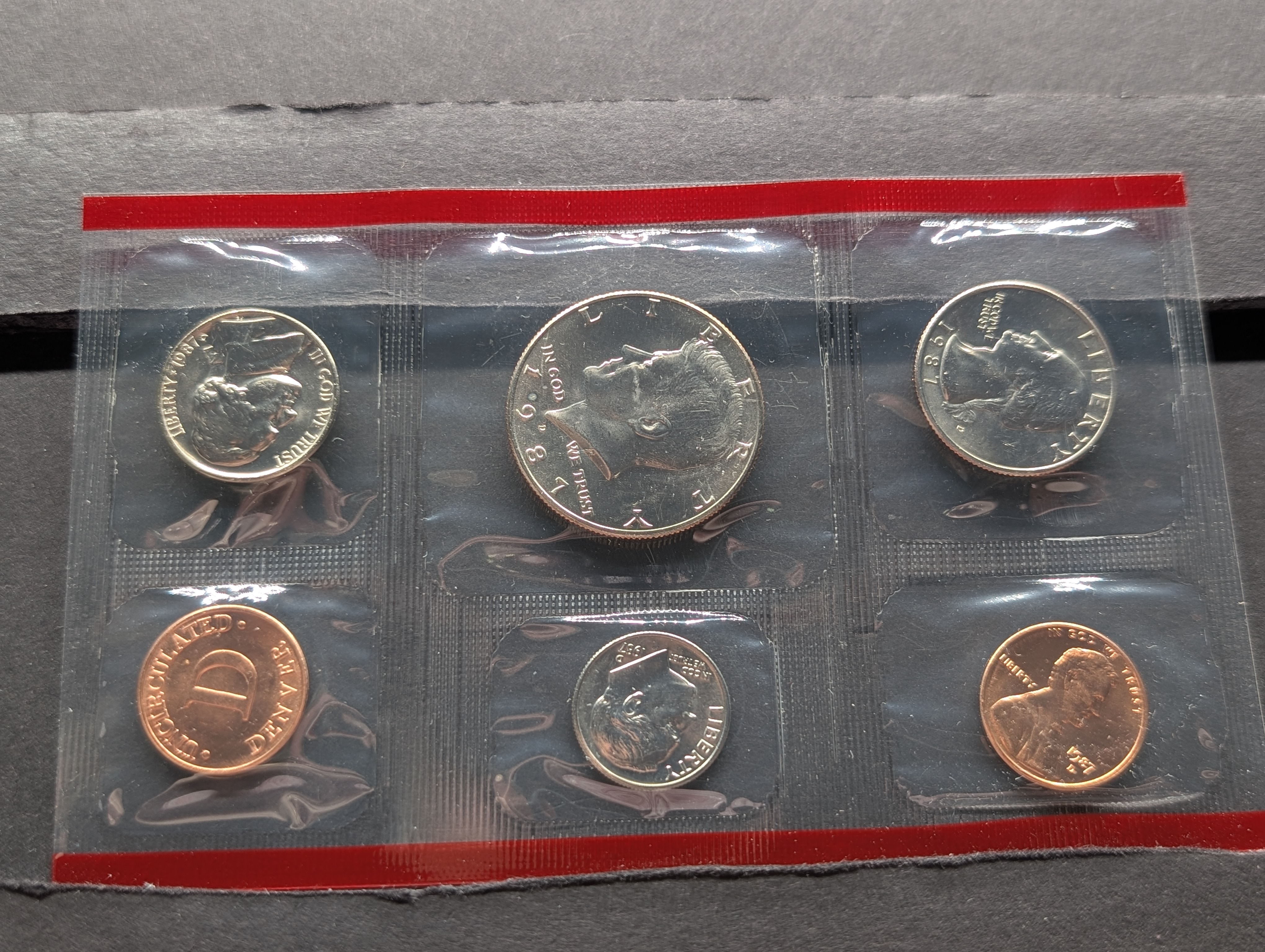 1987-P&D Unc. U.S. Mint Set in OGP w/ COA