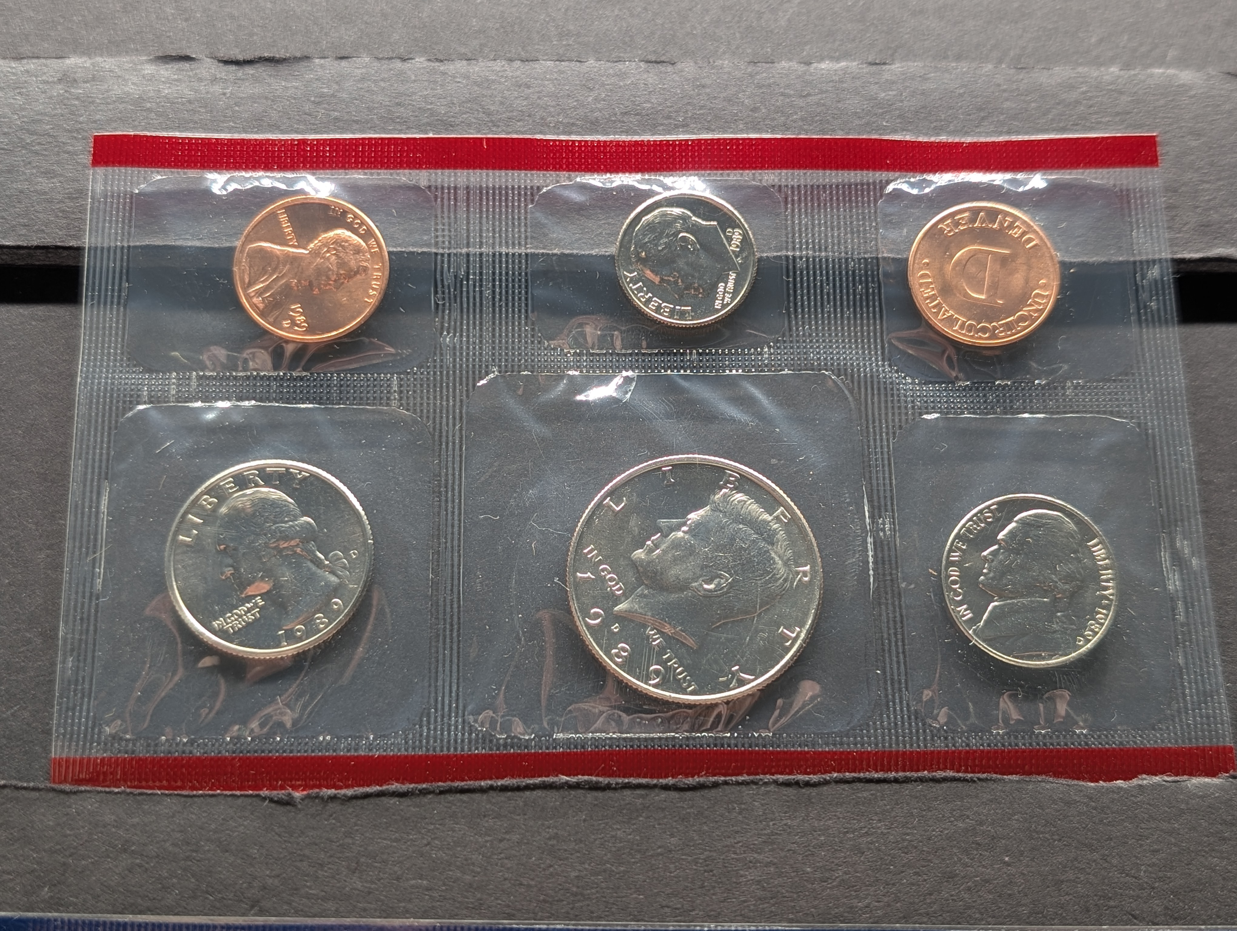 1989-P&D Unc. U.S. Mint Set in OGP w/ COA