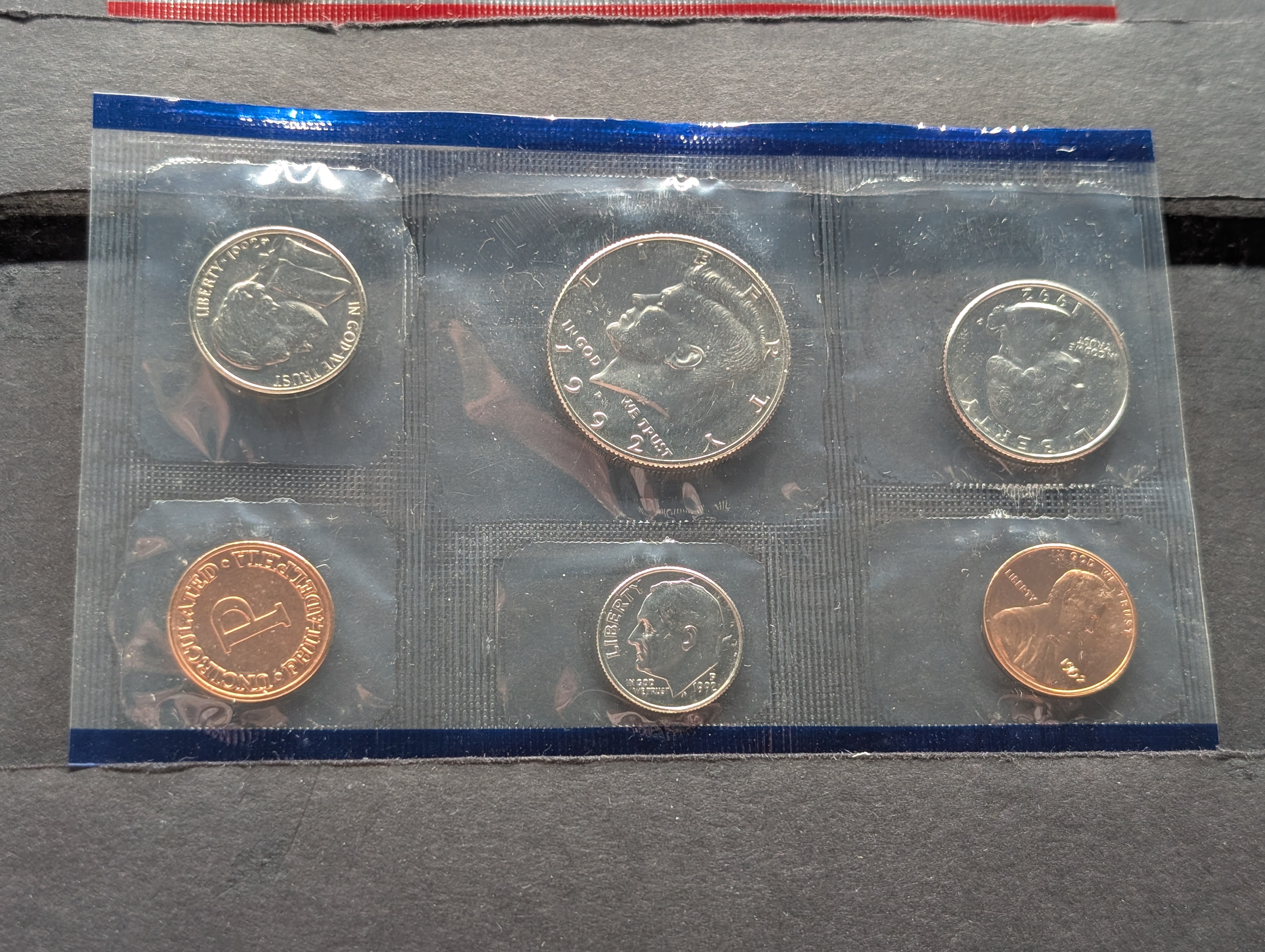1992-P&D Unc. U.S. Mint Set in OGP w/ COA
