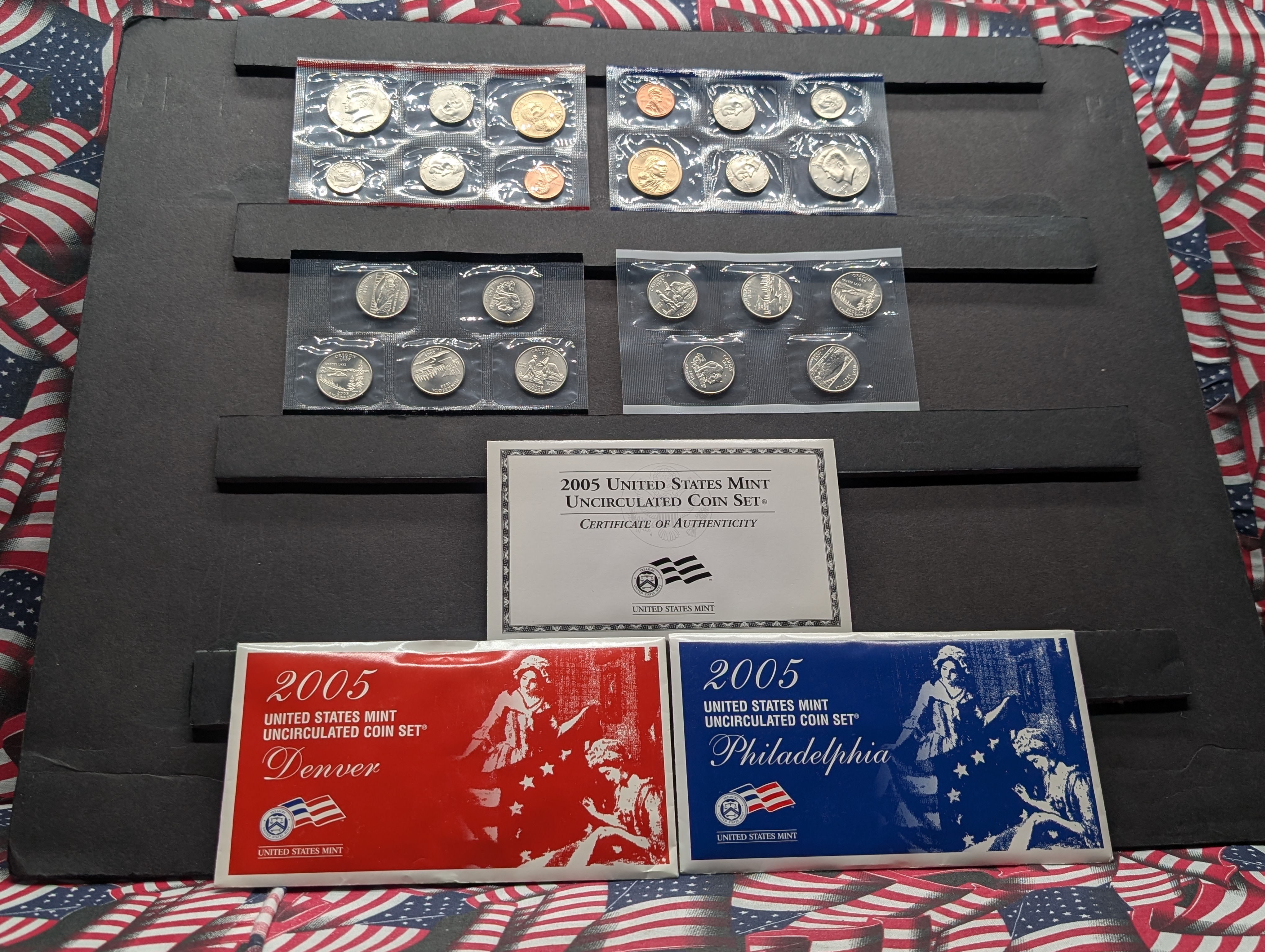 2005-P&D Unc. U.S. Mint Set with State Quarters and Sacagawea Dollar in OGP w/ COA