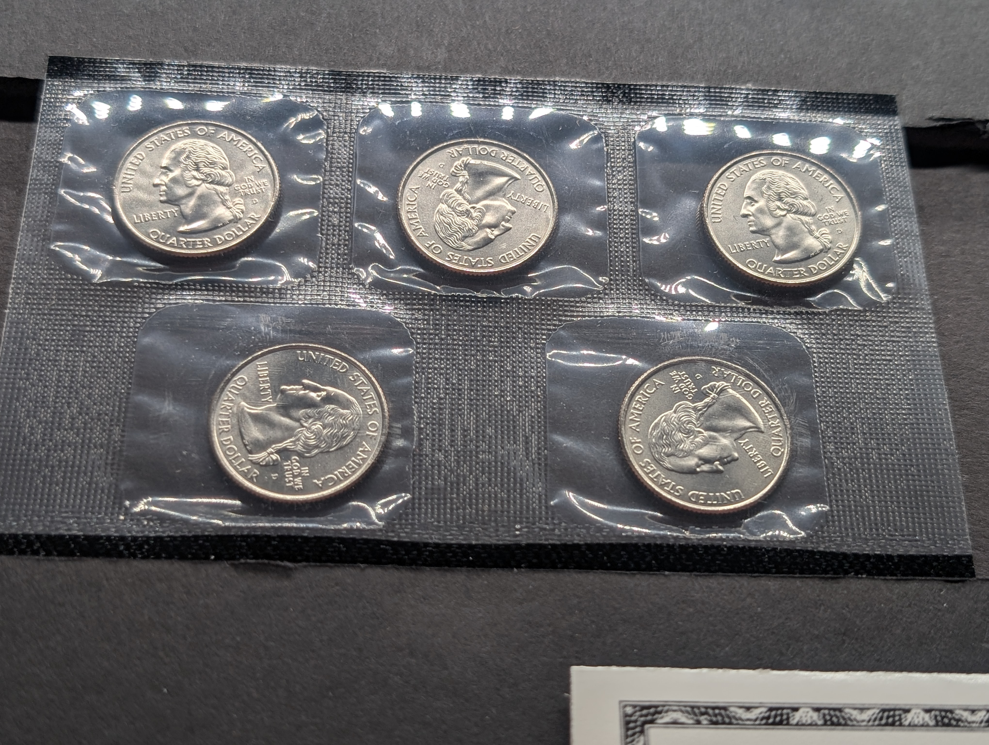 2005-P&D Unc. U.S. Mint Set with State Quarters and Sacagawea Dollar in OGP w/ COA