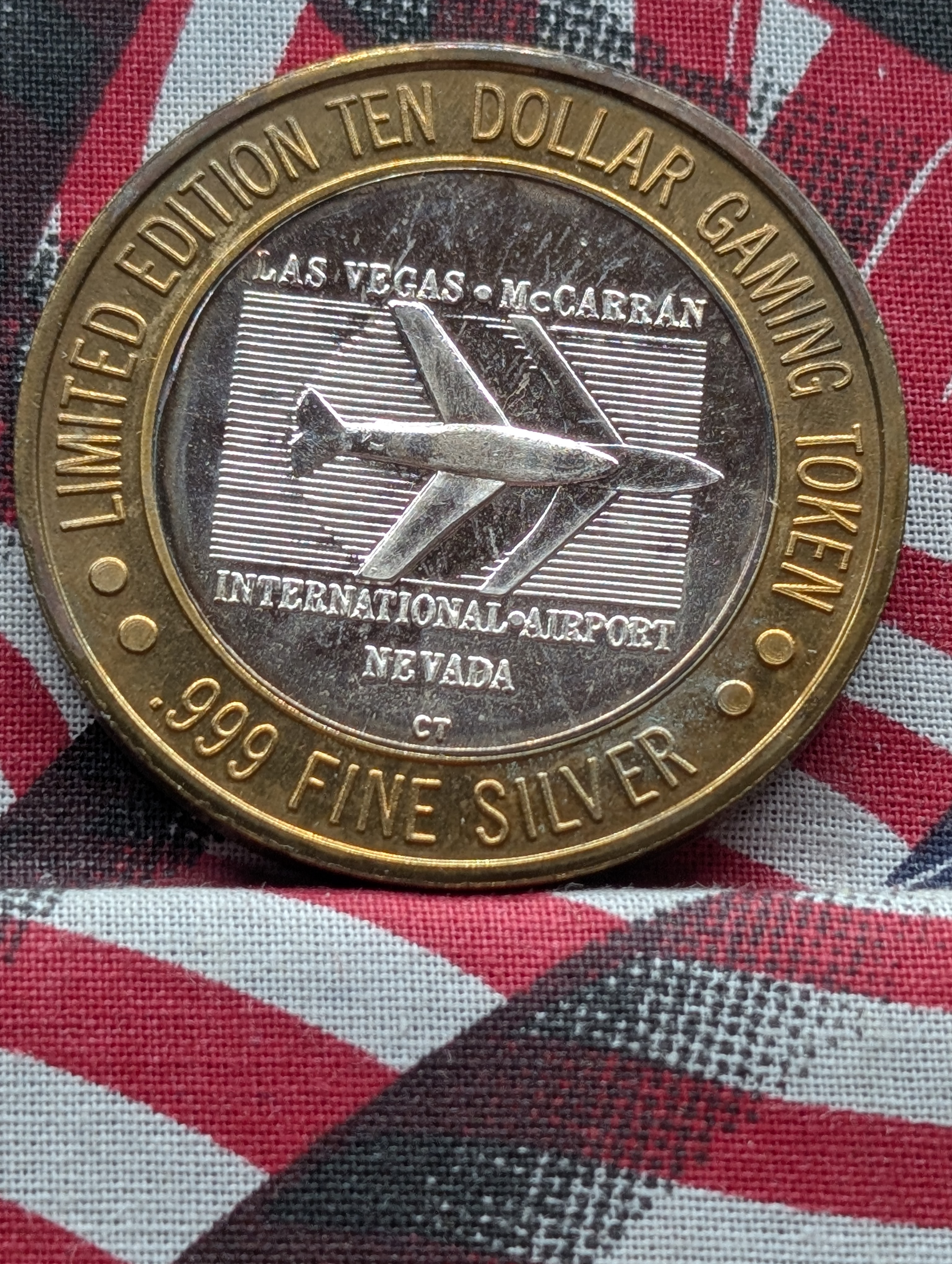 Royal Flush, McCarran International Airport Ten Dollar Gaming Token, .999 Fine Silver Center