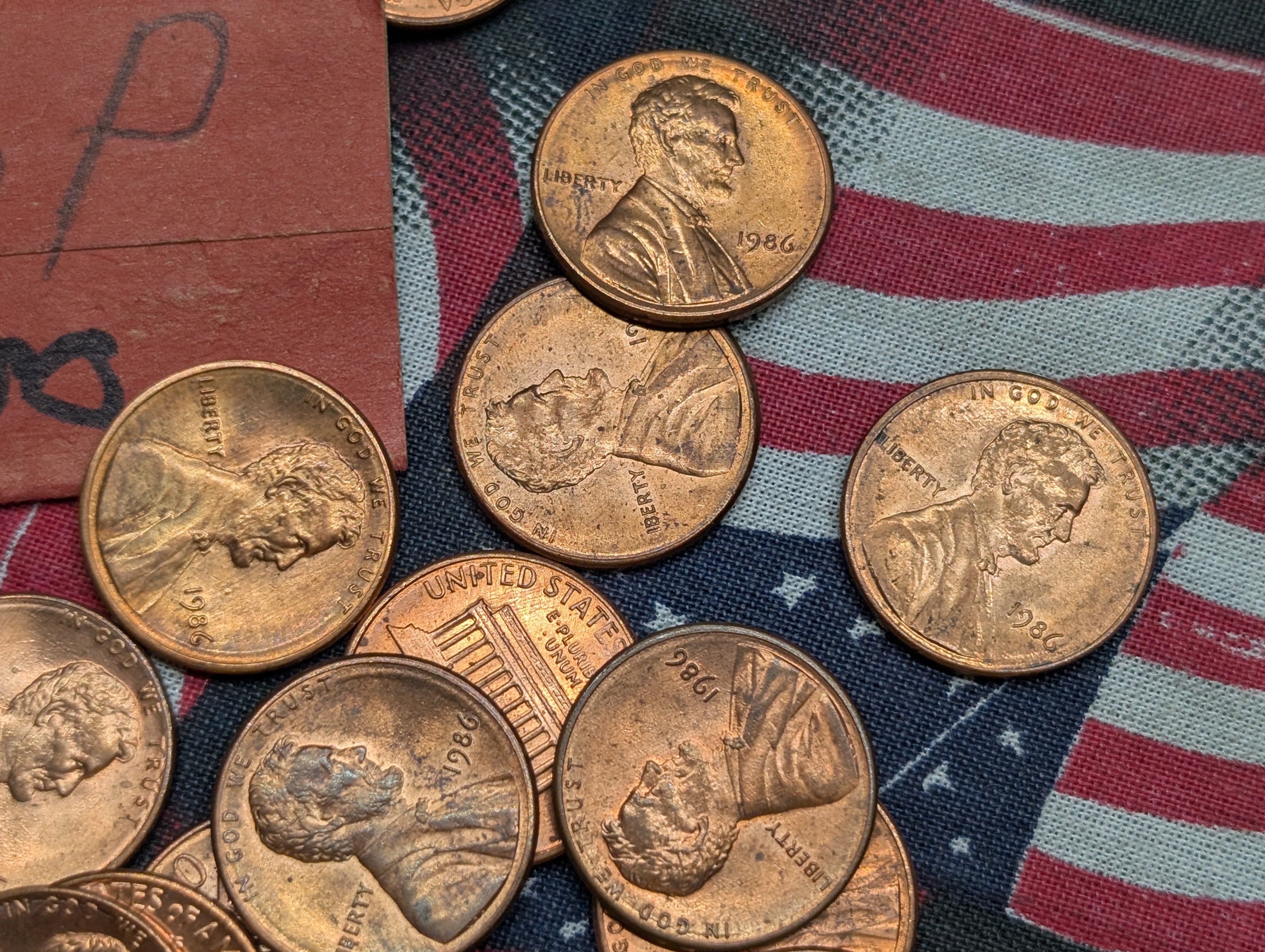 (200) Lincoln Memorial Cents - (100) 1986-P & (100) 1986-D, Red Unc.