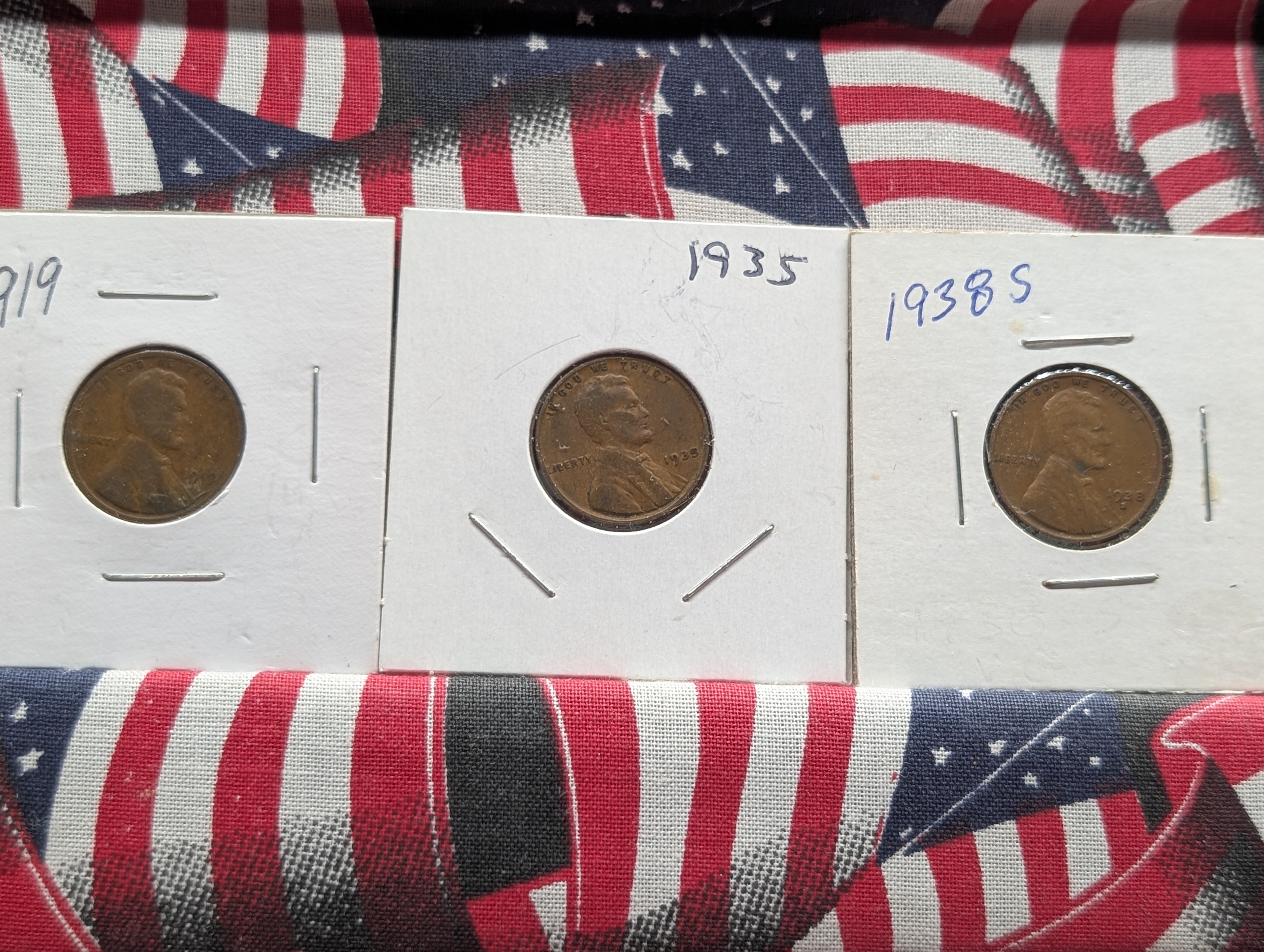 (12) Assorted Date Lincoln Wheat Cents W/ 1943 Steel Cents