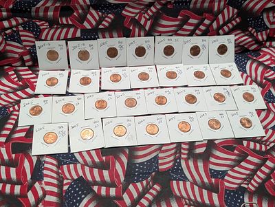 (26) 2005-P, (2) 2005-D, & (1) 2008-D Lincoln Memorial Cents. (26) 2005-P, (2) 2005-D, &amp; (1) 