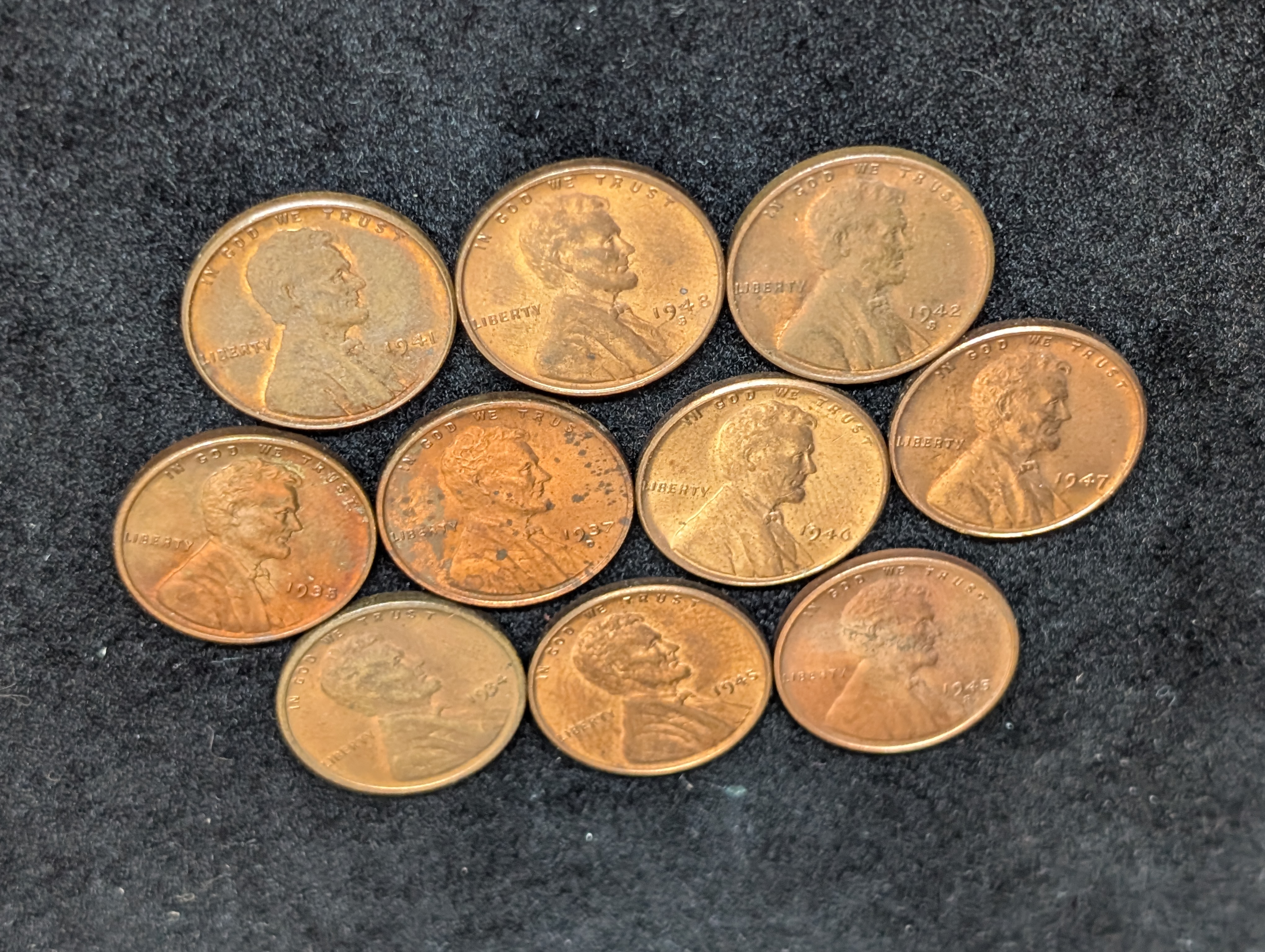 1934-P, 1935-P, 1937-P, 1941-P, 1942-S, 1945 P&S, 1946-P, 1947-P, & 1948-S Lincoln Wheat Cents