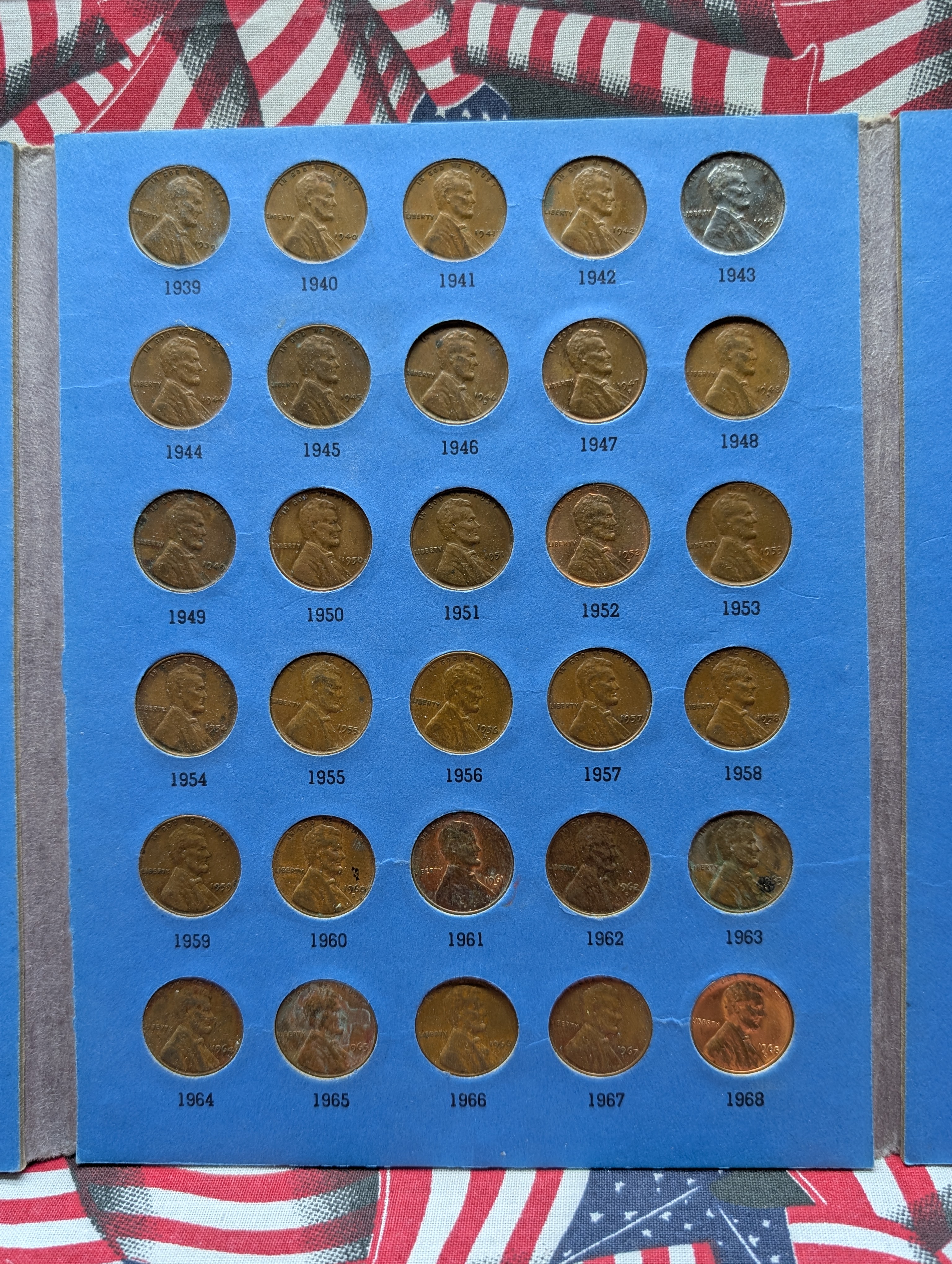 Lincoln Cent Collection From 1909 To 1998 In Whitman Book - 90 Coins Total - No Key Dates - Some P, D & S