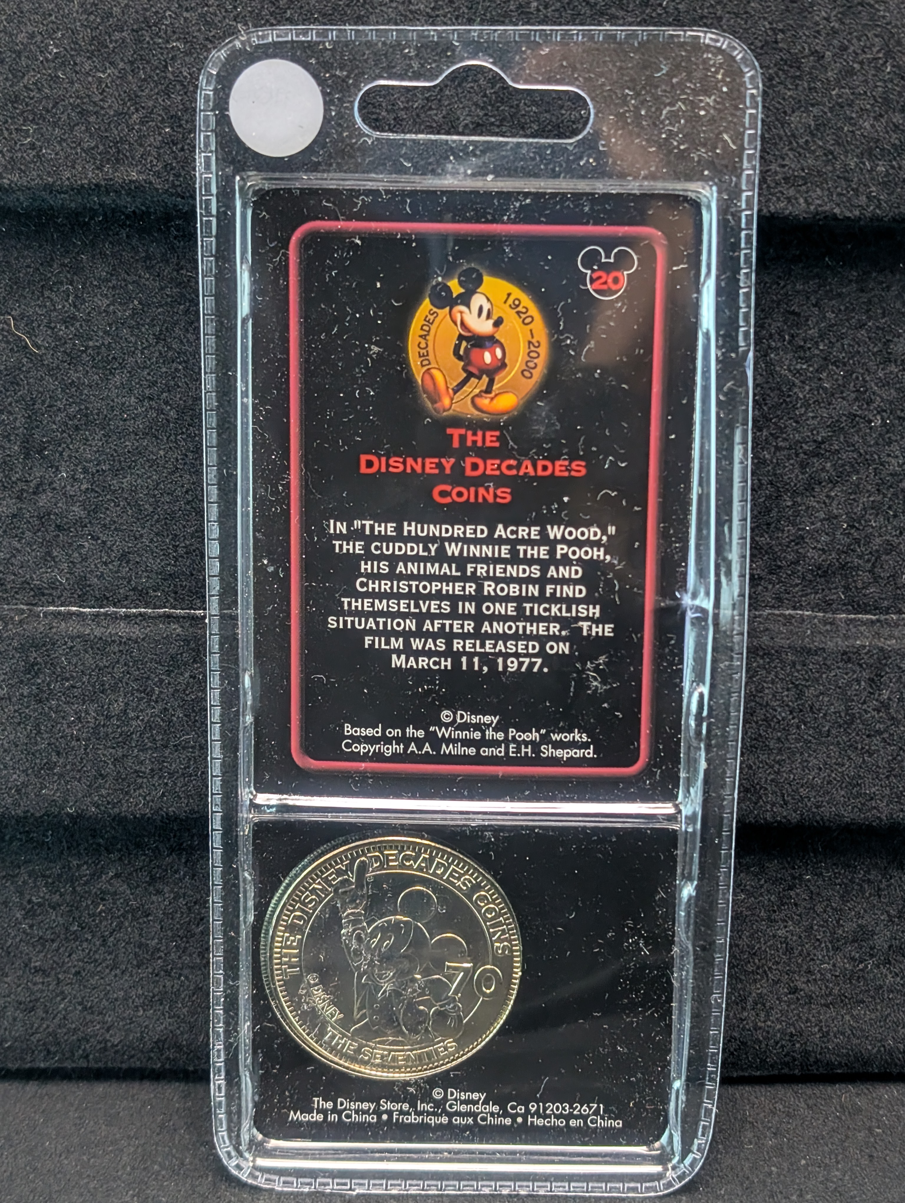 Disney's, WINNIE THE POOH, 1977-Hard to Find, Brand new in Plastic Case