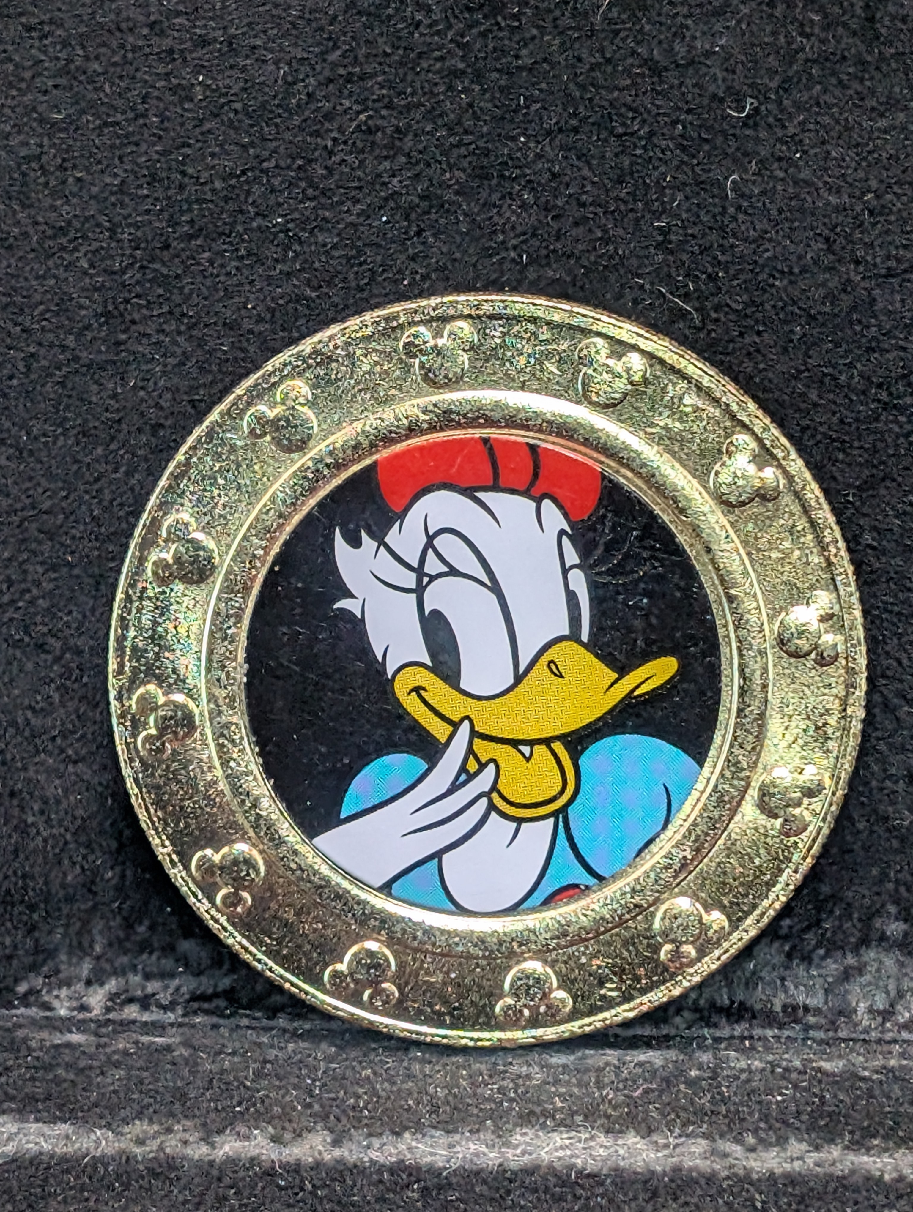 Disney Decade Token, DAISY DUCK (From Mickey & Friends Series)