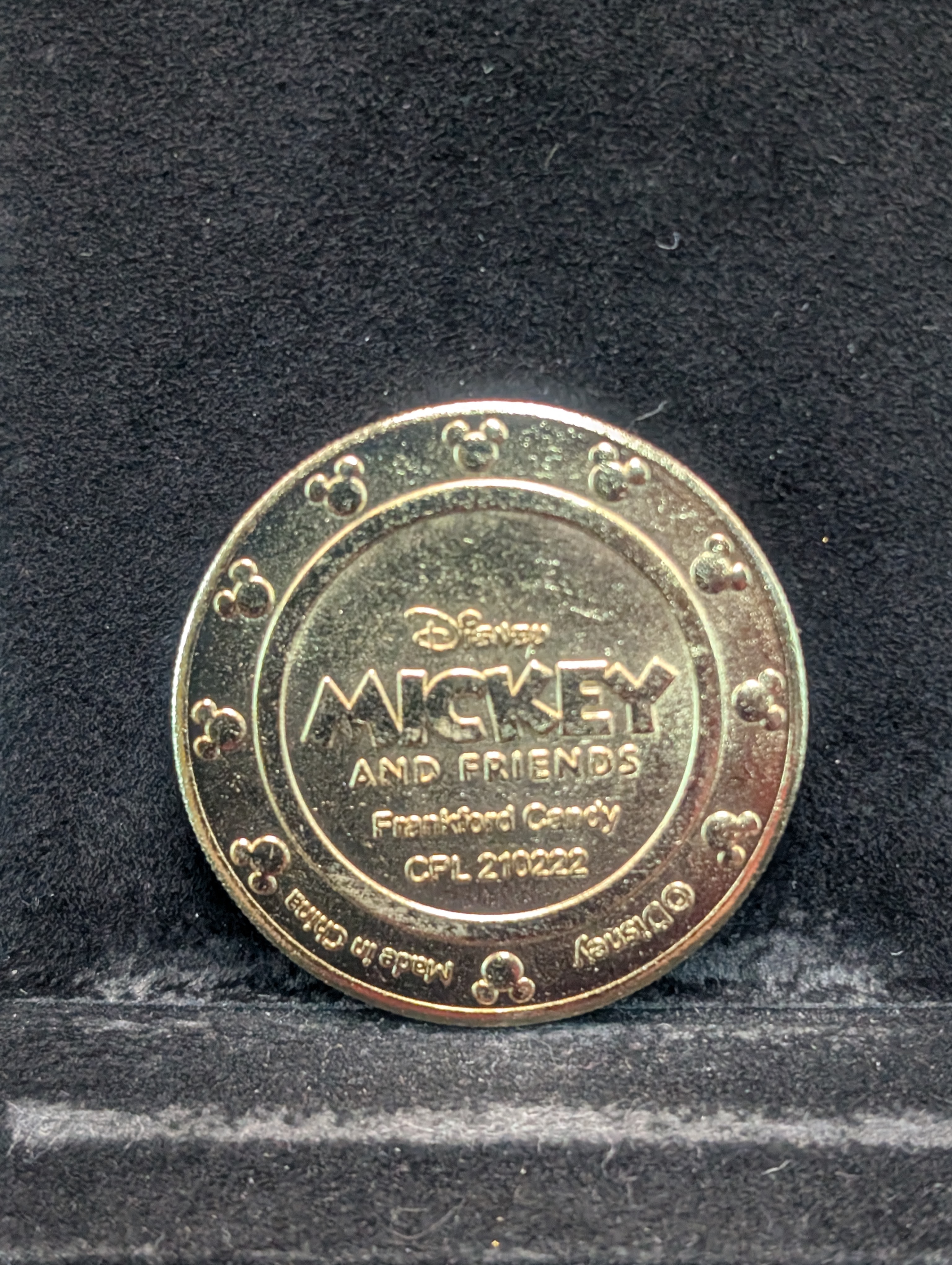 Disney Decade Token, MINNIE MOUSE (From Mickey & Friends Series)