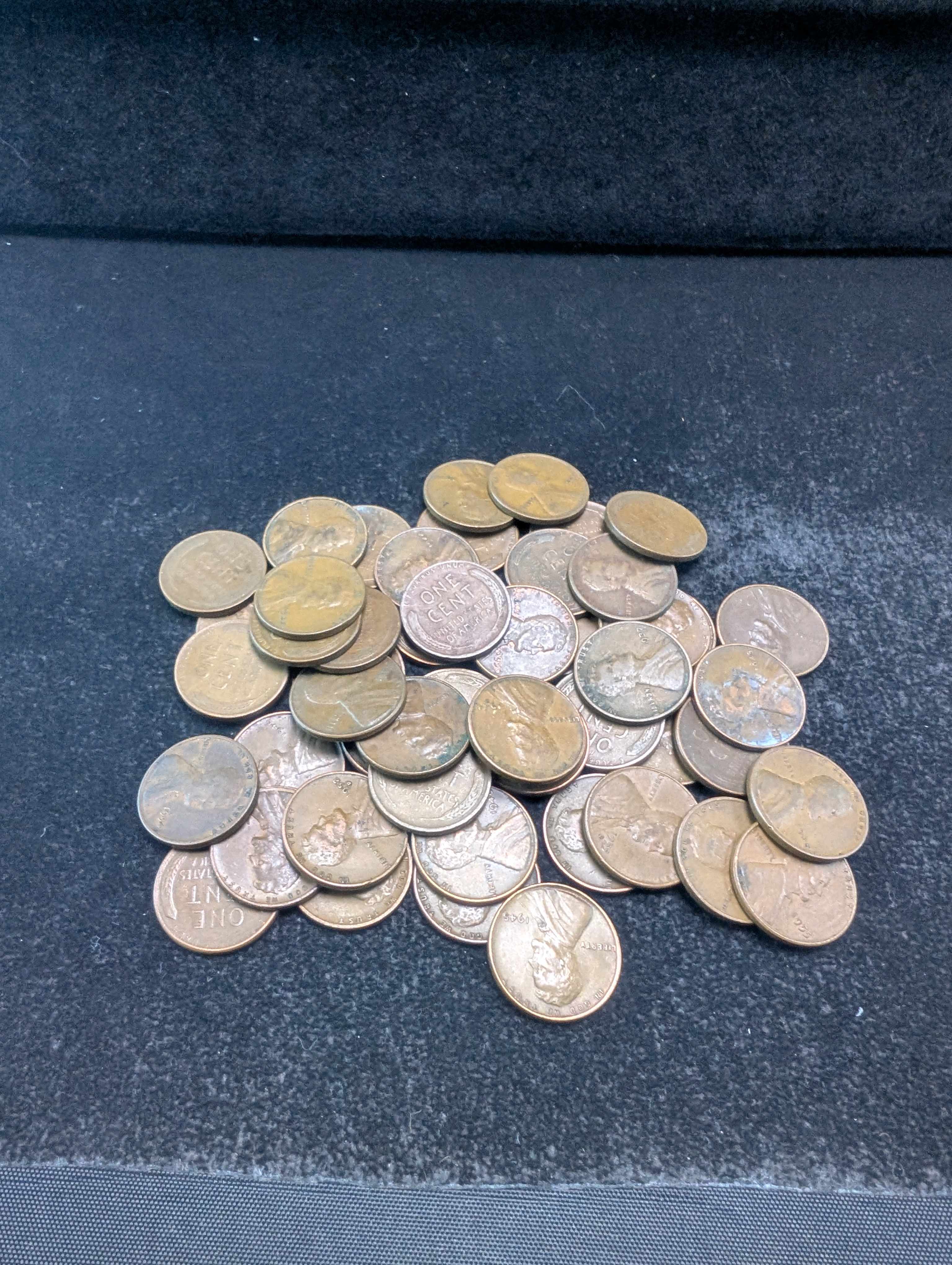 (50) Assorted Unsearched Lincoln Wheat Cents