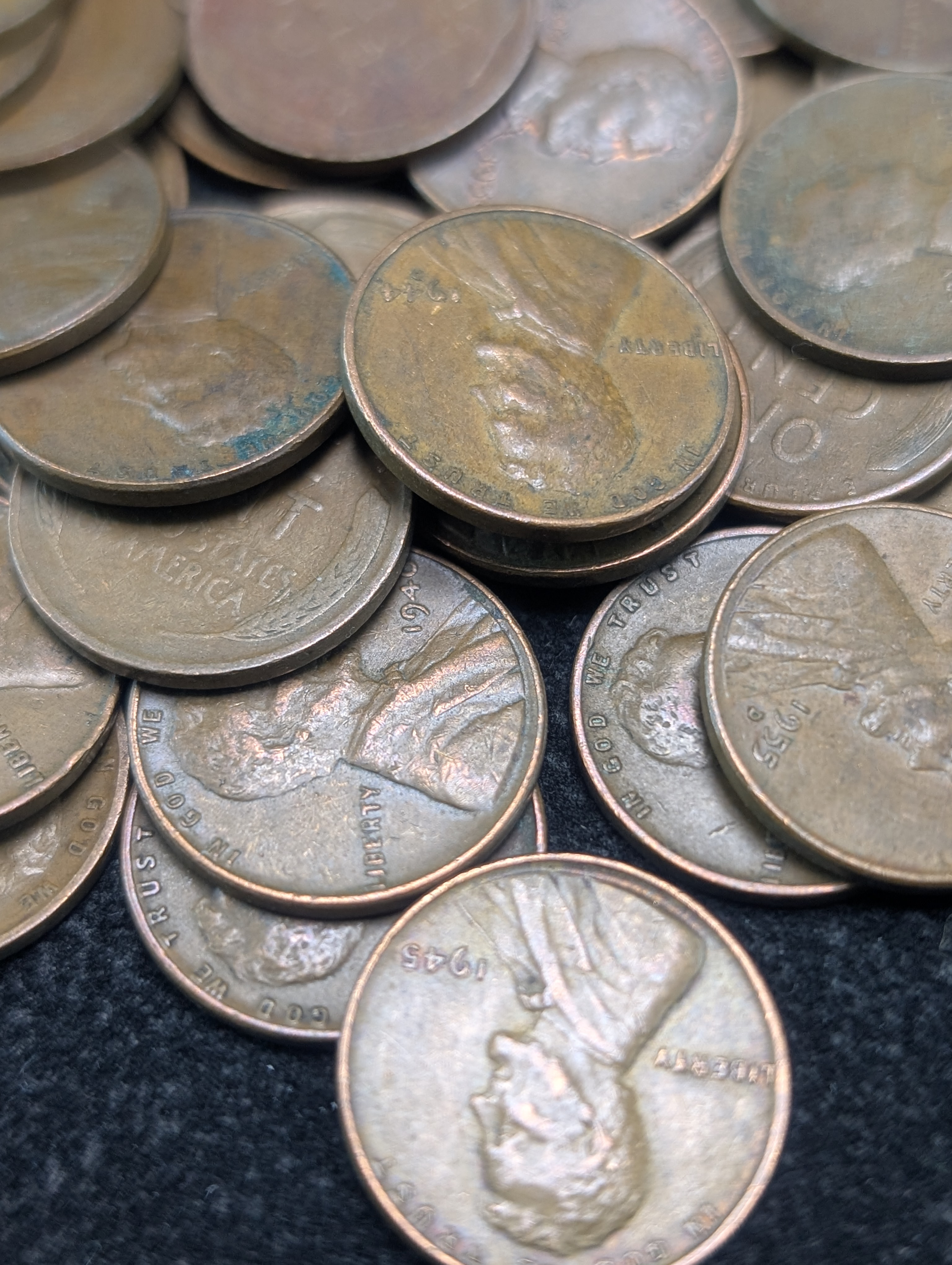 (50) Assorted Unsearched Lincoln Wheat Cents