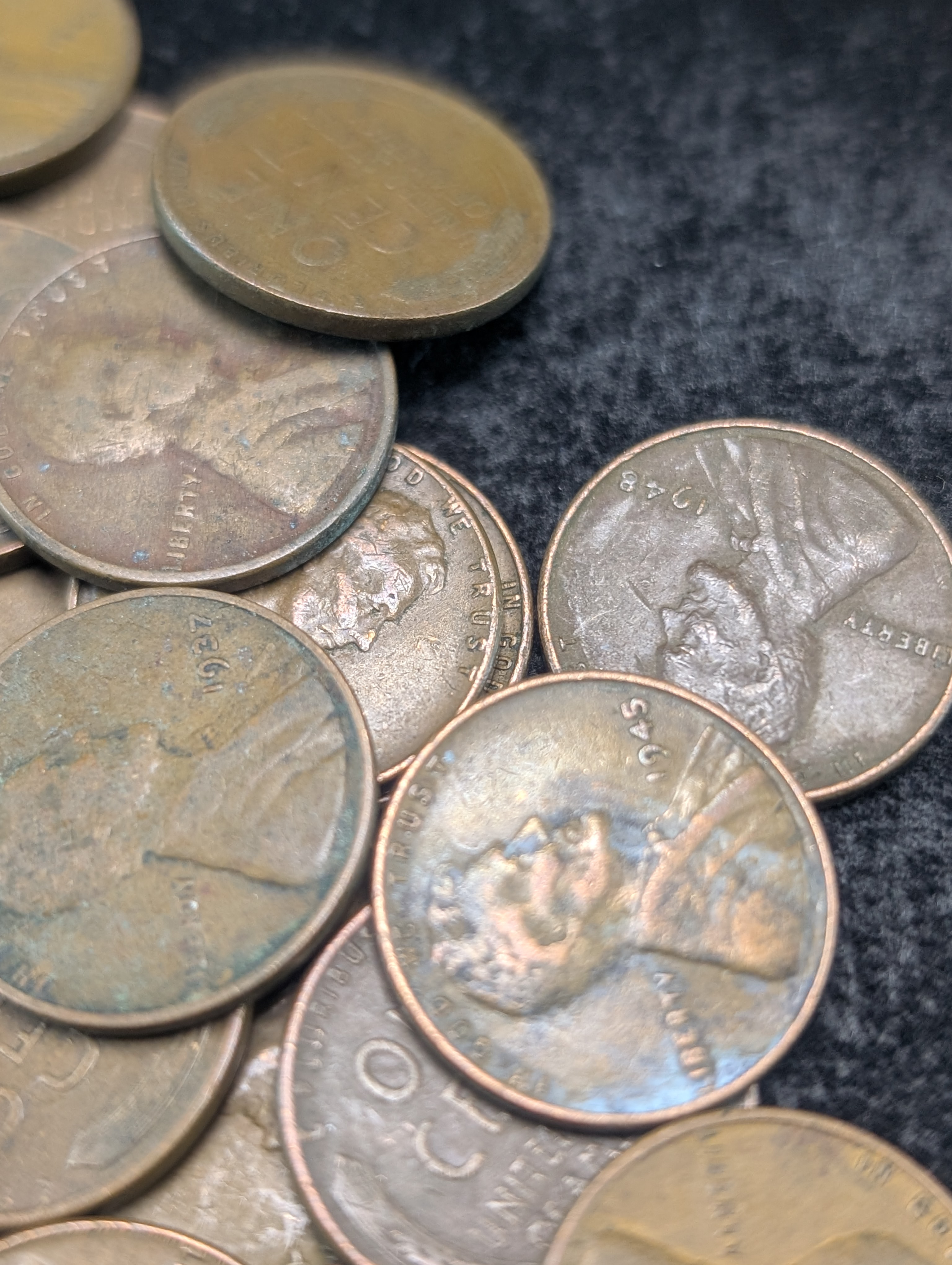 (50) Assorted Unsearched Lincoln Wheat Cents