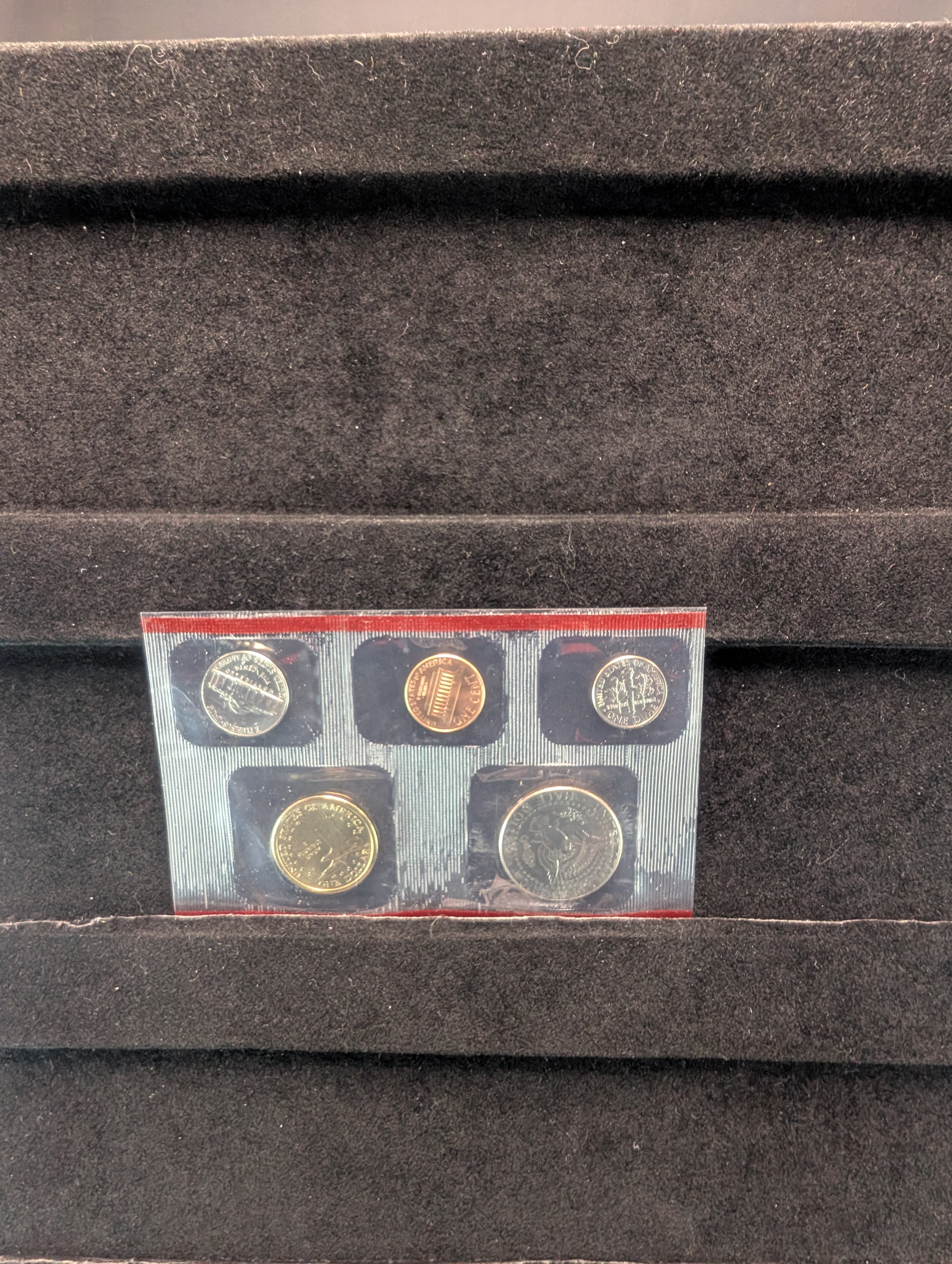 2002-D US Mint Uncirculated Denver Mint Coin Set. OGP - 10 Coin Set
