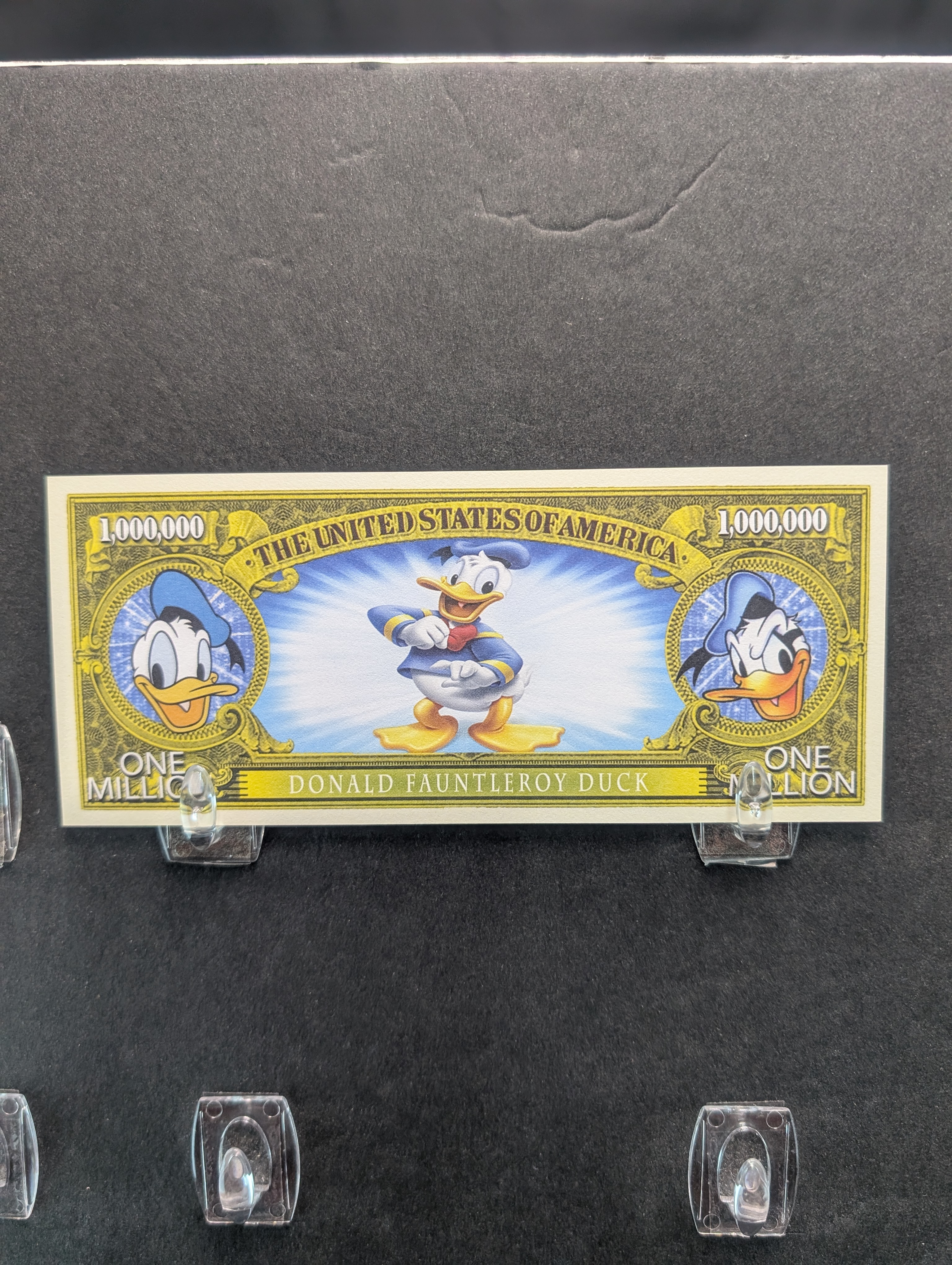 Disney Donald Duck 1 Million Dollar Novelty Note