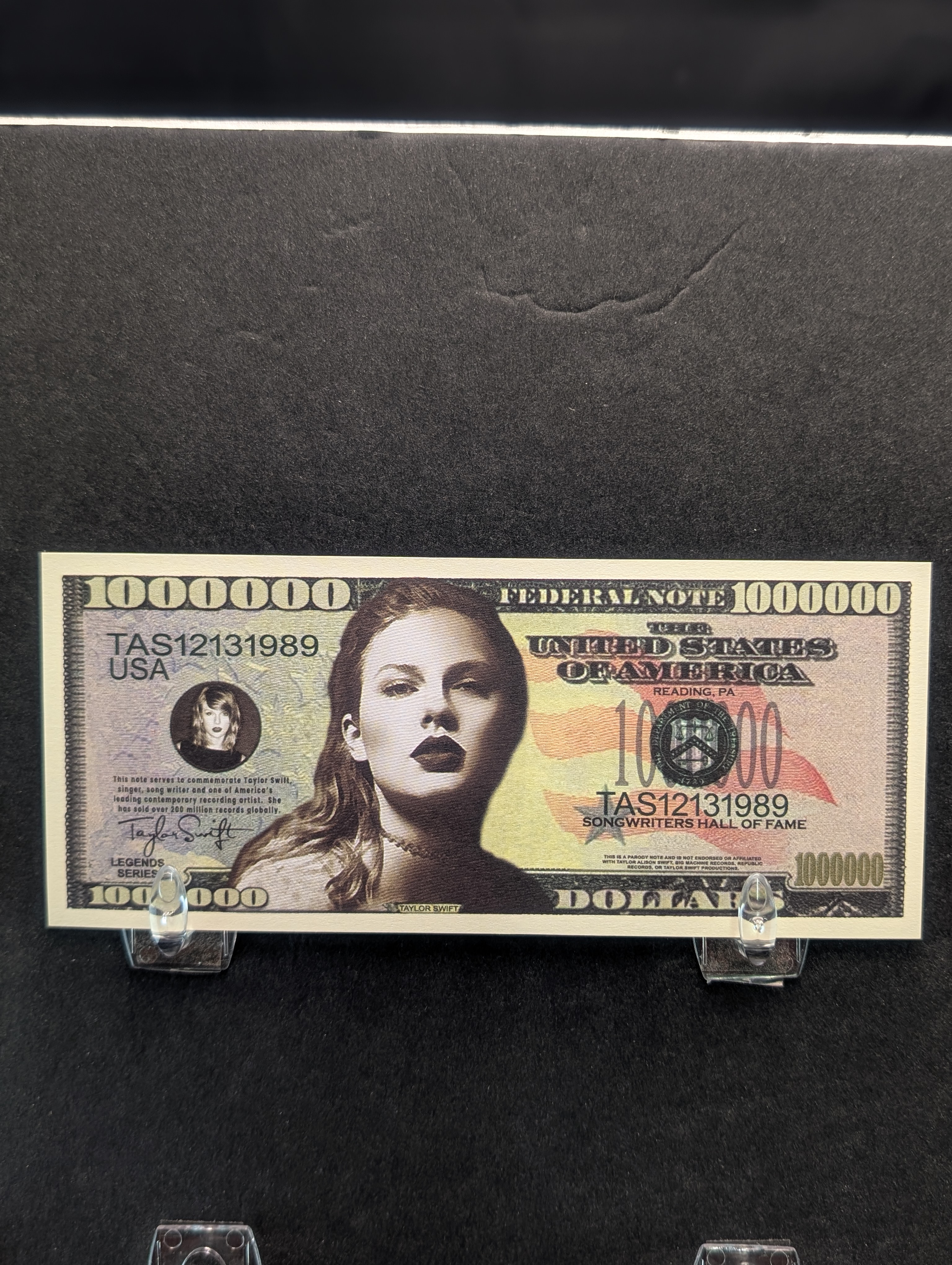 Taylor Swift 1 Million Dollar Novelty Note