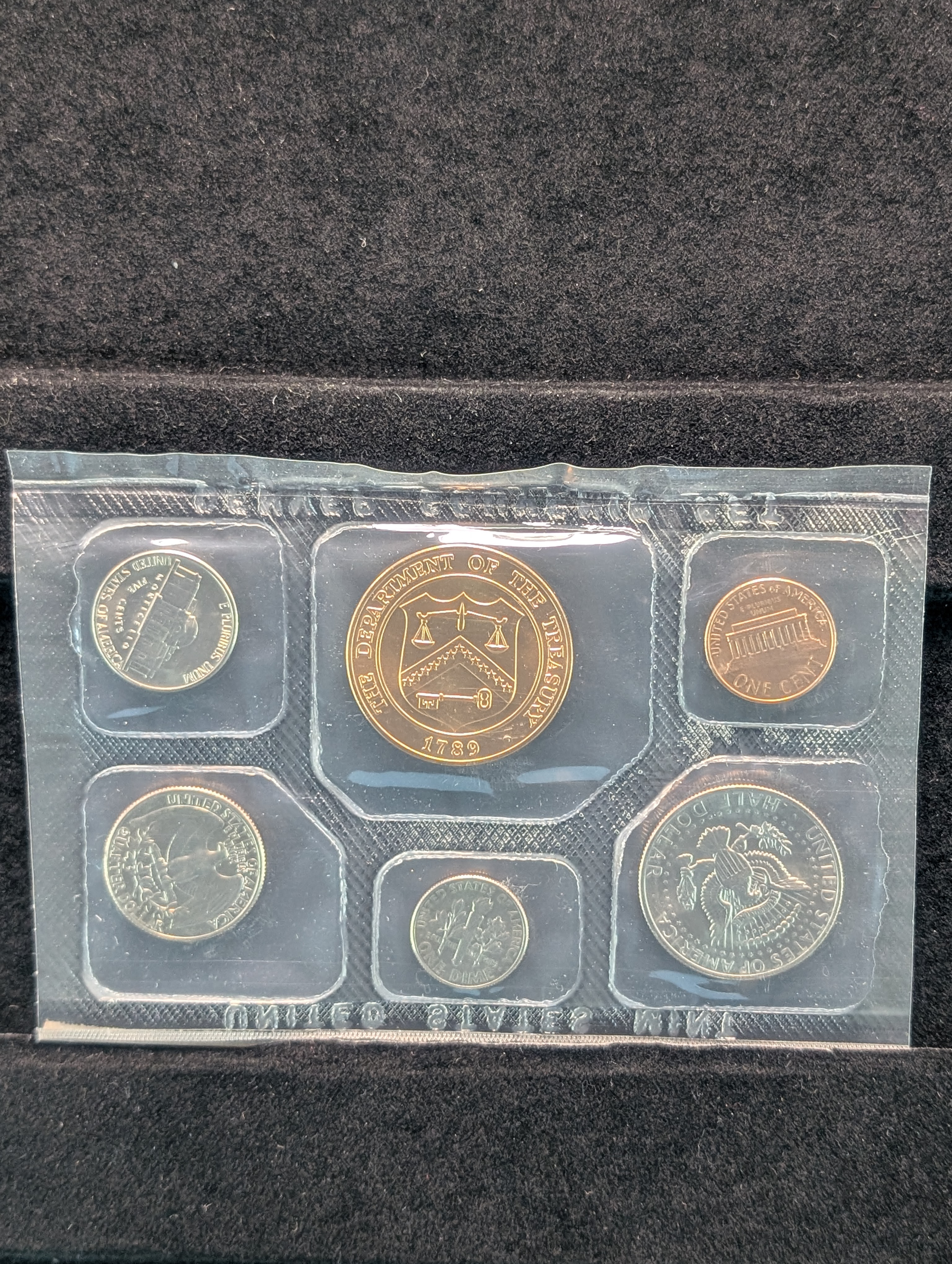 1977 Denver Mint Souvenir Set