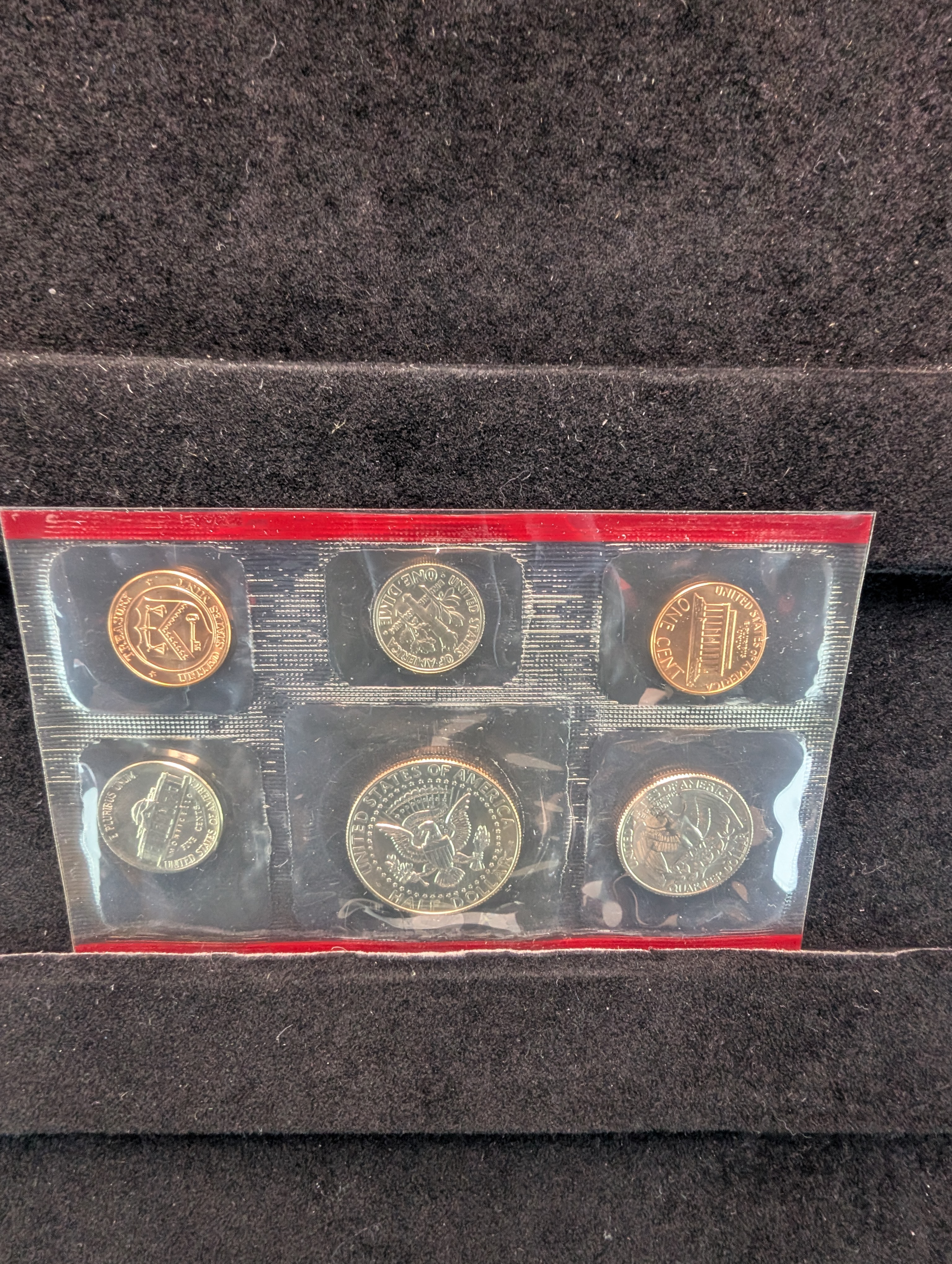 1985-P&D Unc. U.S. Mint Set in OGP w/ COA