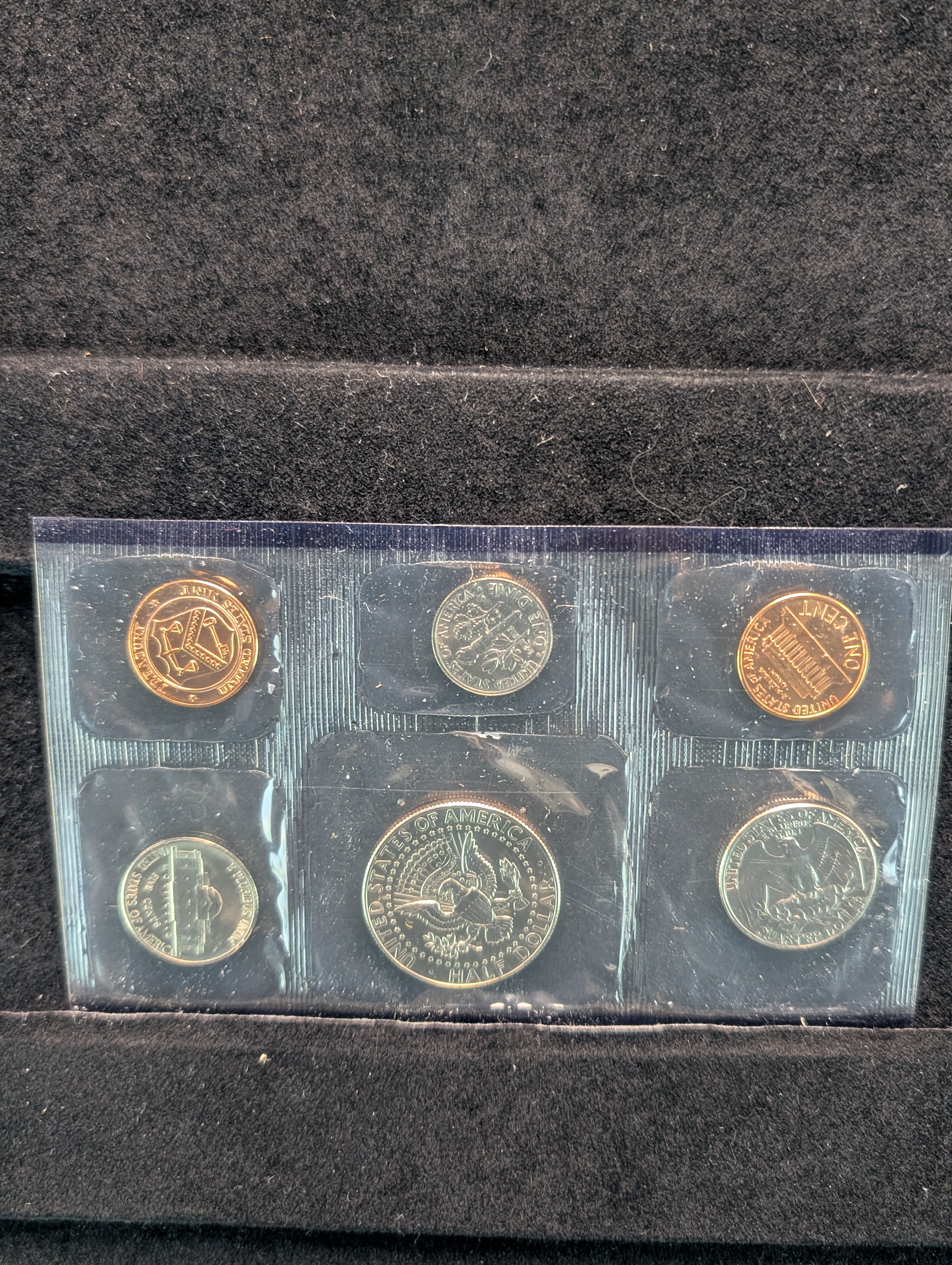 1987-P&D Unc. U.S. Mint Set in OGP w/ COA