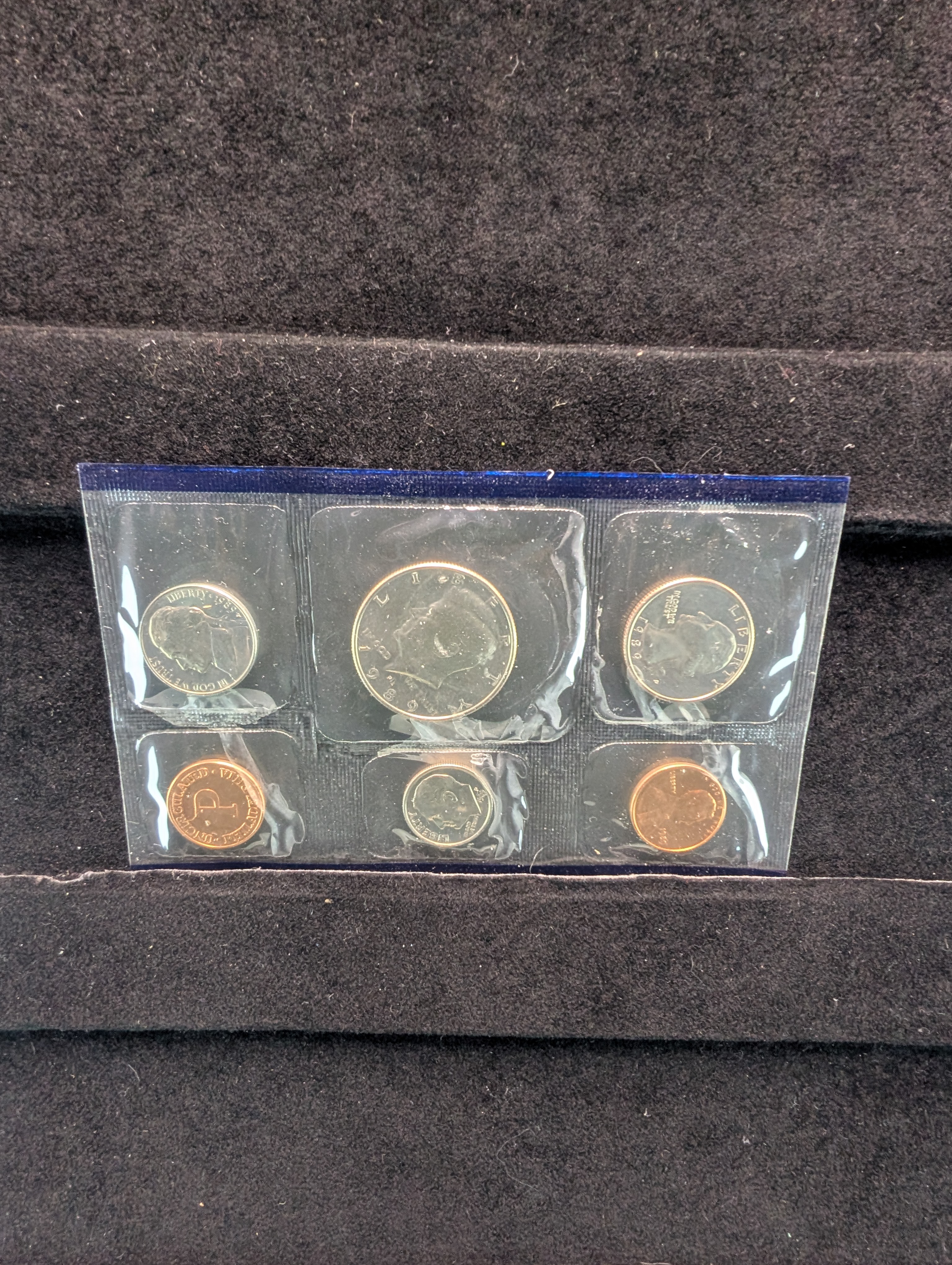 1989-P&D Unc. U.S. Mint Set in OGP w/ COA