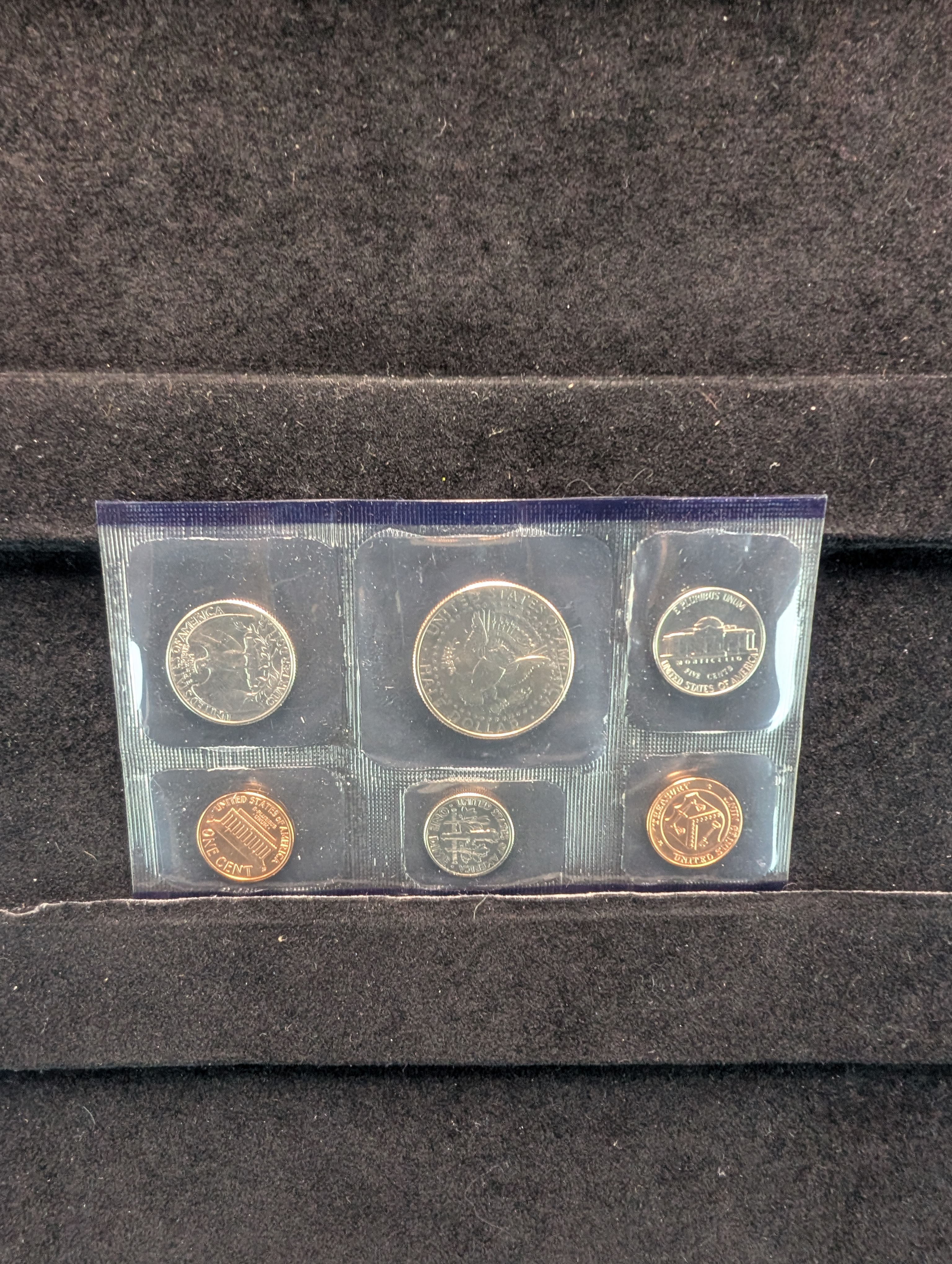 1992-P&D Unc. U.S. Mint Set in OGP w/ COA