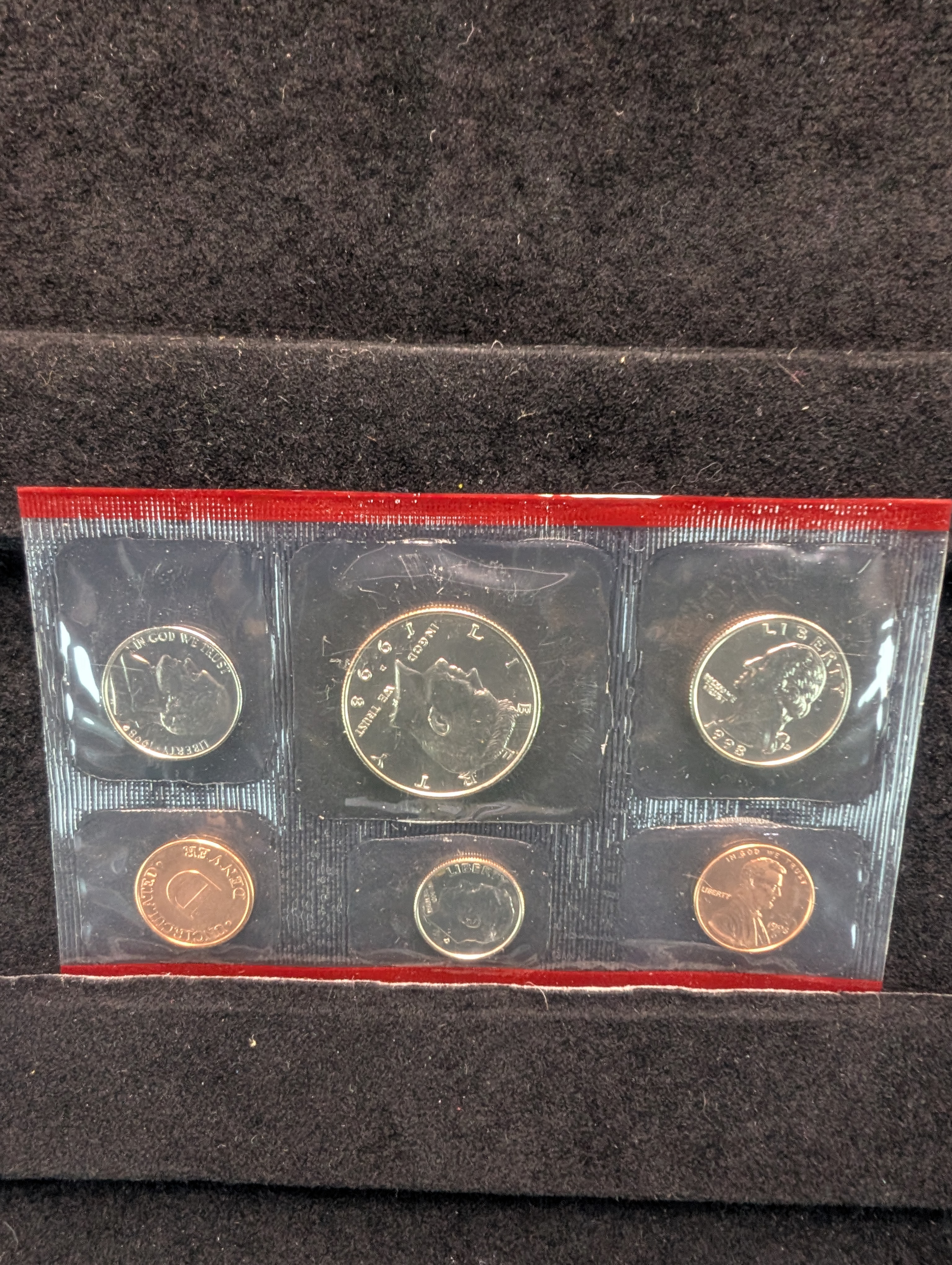 1998-P&D Unc. U.S. Mint Set in OGP w/ COA