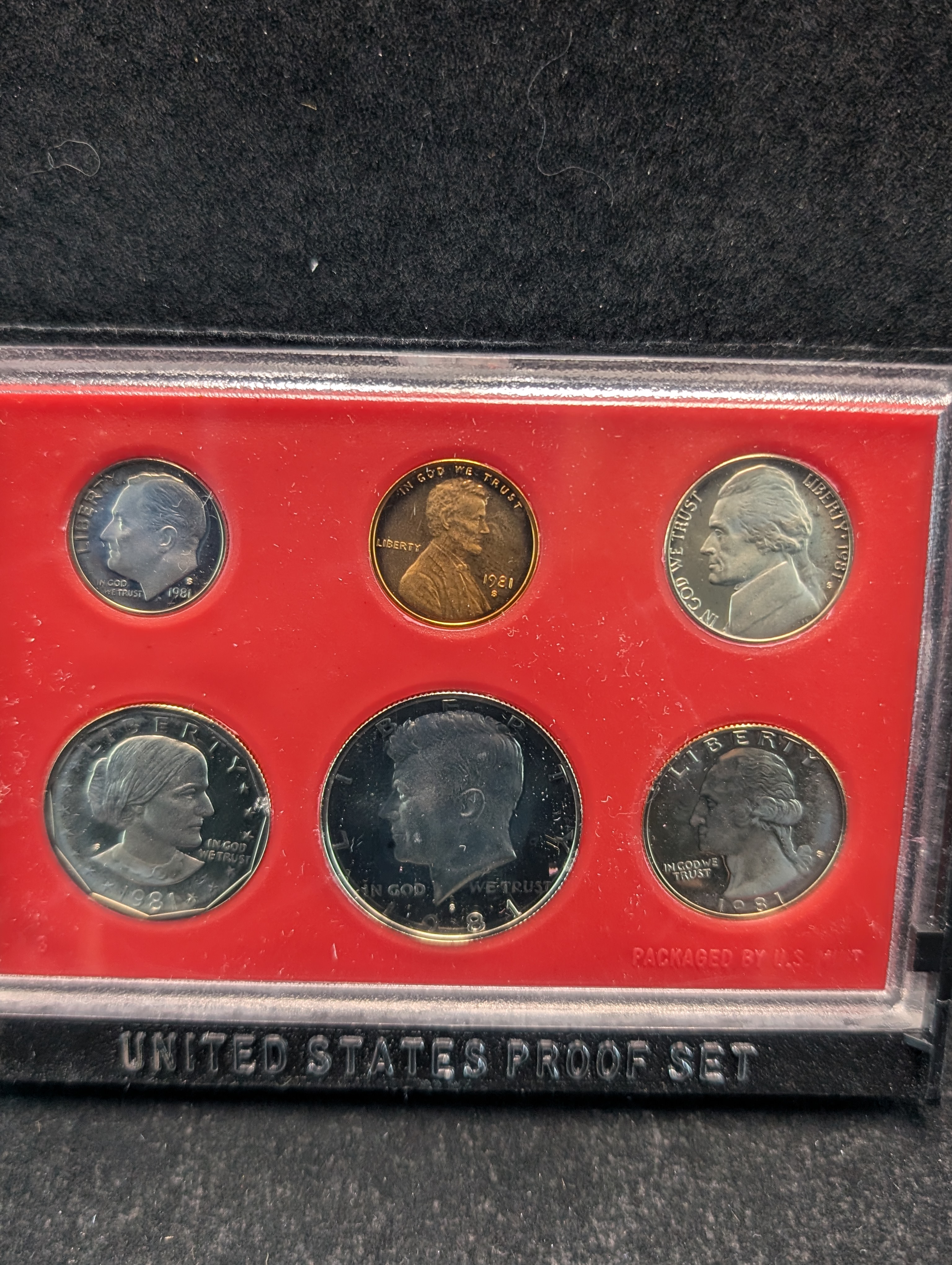 1981-S U.S. Proof Set in OGP, Clear S