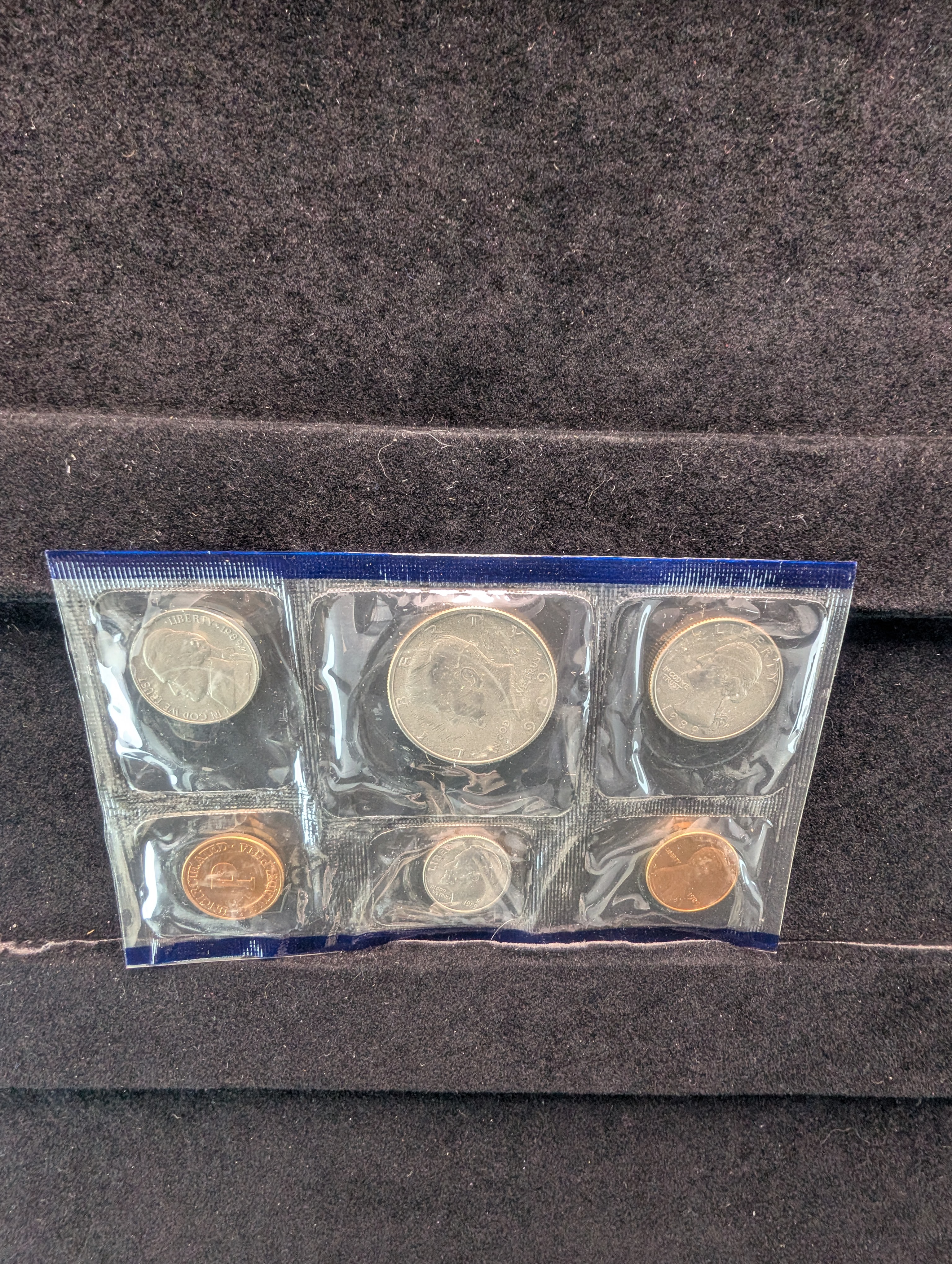 1989 P&D U.S. Uncirculated Mint Coin Set In OGP w/COA
