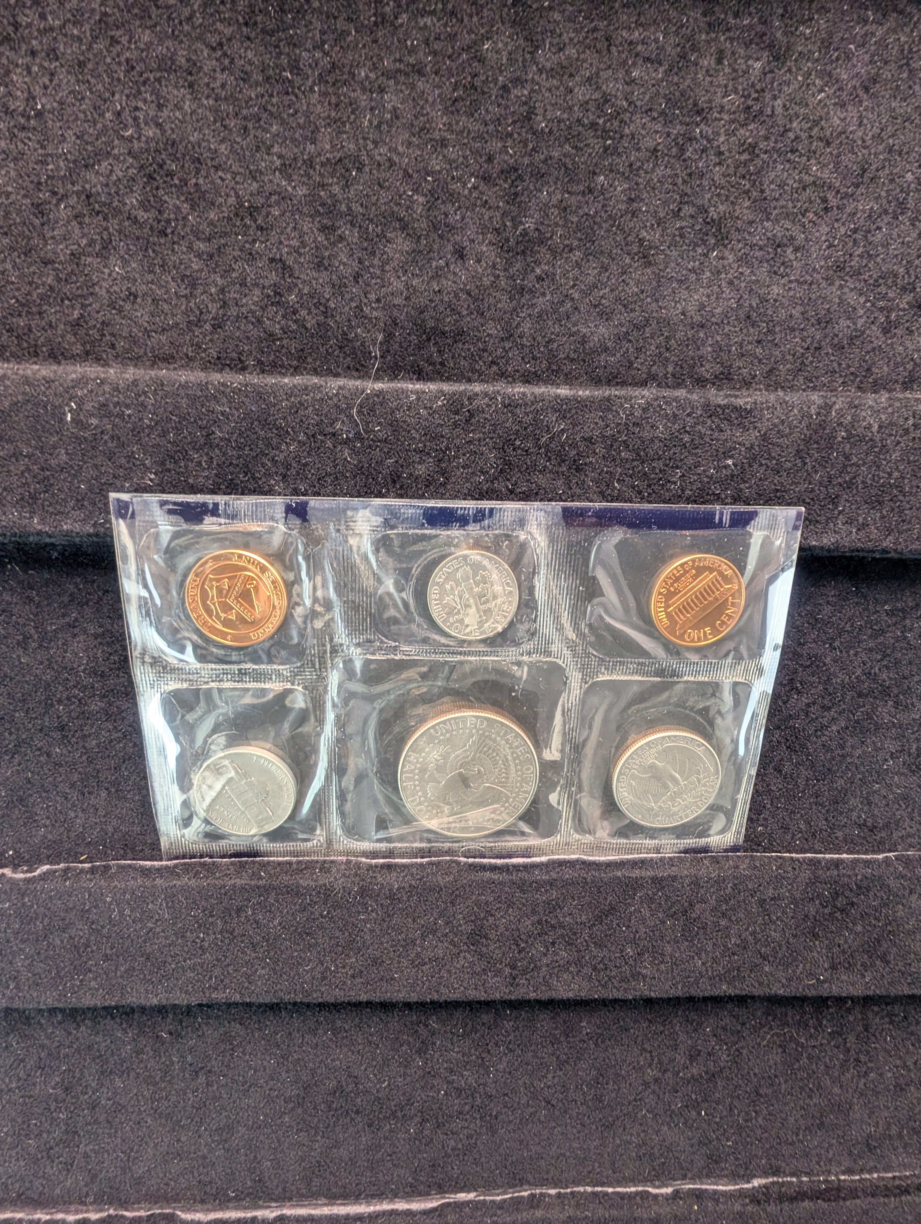 1989 P&D U.S. Uncirculated Mint Coin Set In OGP w/COA