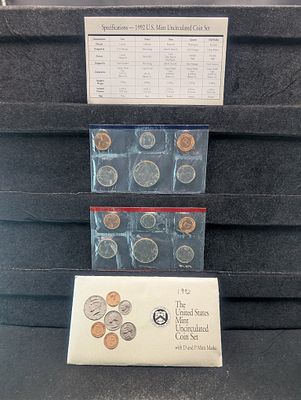 1992 P&D U.S. Uncirculated Mint Coin Set In OGP w/COA. 1992 P&amp;D U.S. Uncirculated Mint Coin 