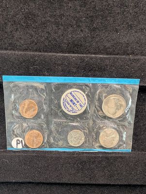 1969-P U.S. Uncirculated Mint Coin Set W/ S Cent - P Set Only Condition PLEASE NOTE Some coins 