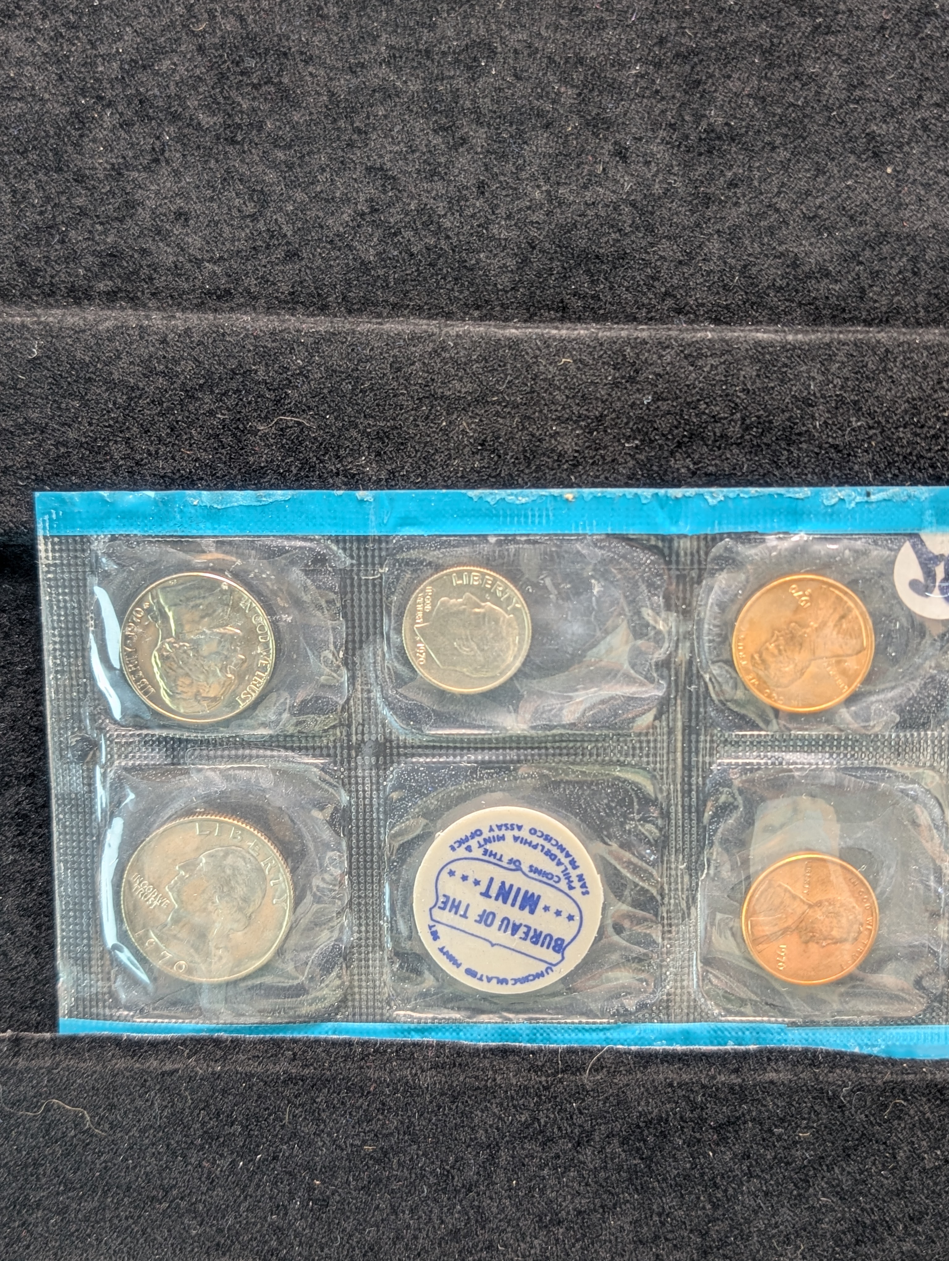 1970-P U.S. Uncirculated Mint Coin Set W/ S Cent - P Set Only