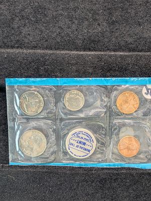 1970-P U.S. Uncirculated Mint Coin Set W/ S Cent - P Set Only Condition PLEASE NOTE Some coins 